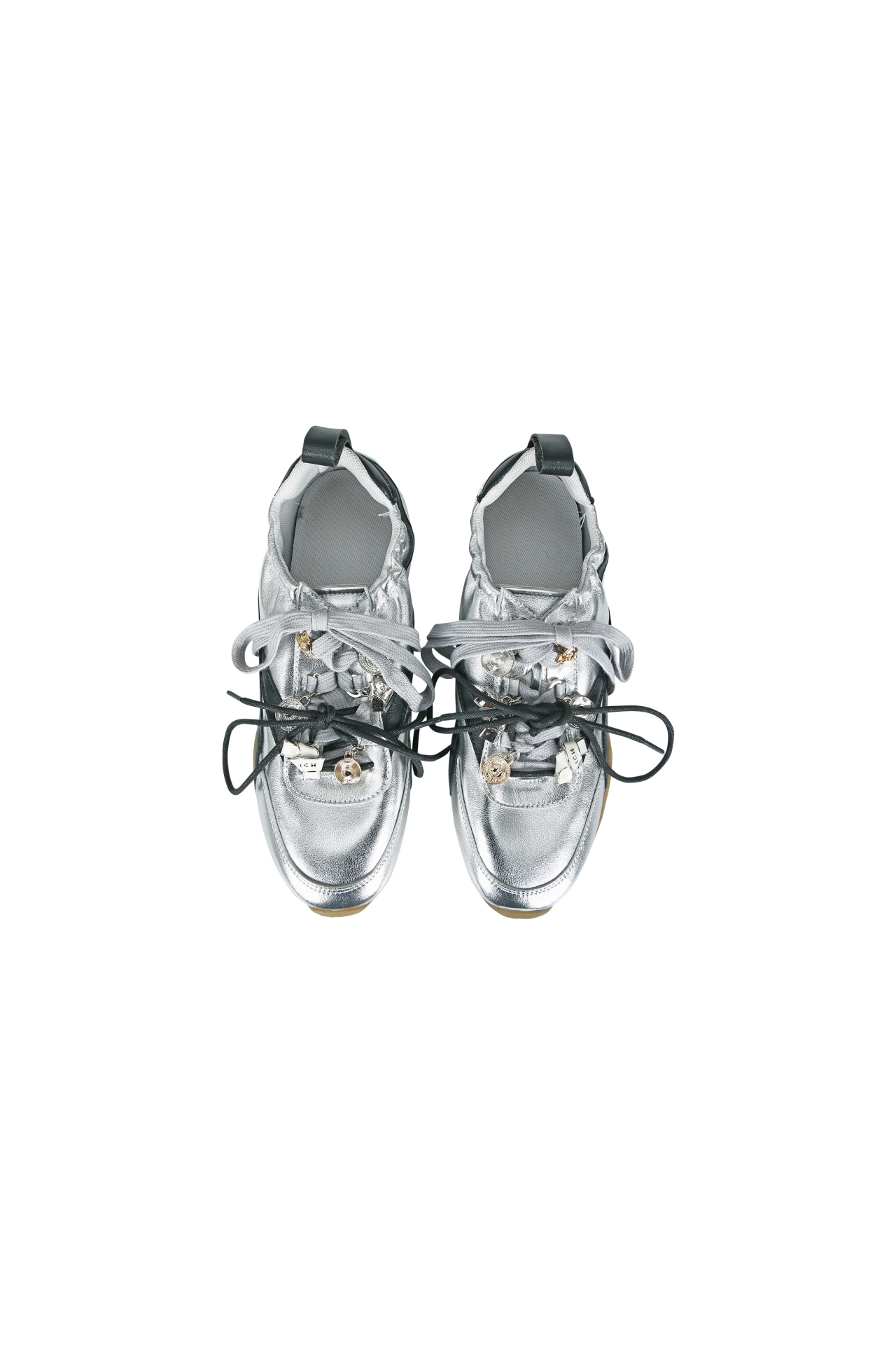 STUD-DETAIL LOW TOP SNEAKERS (F26AC12012SV)
