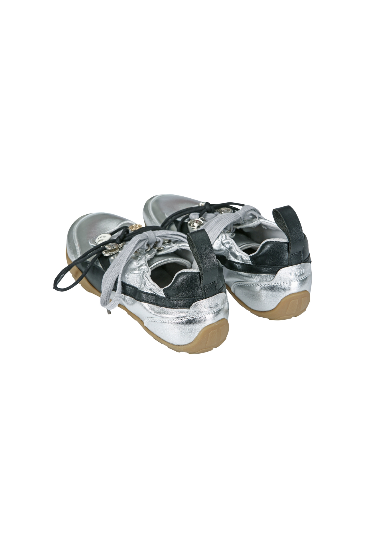 STUD-DETAIL LOW TOP SNEAKERS (F26AC12012SV)