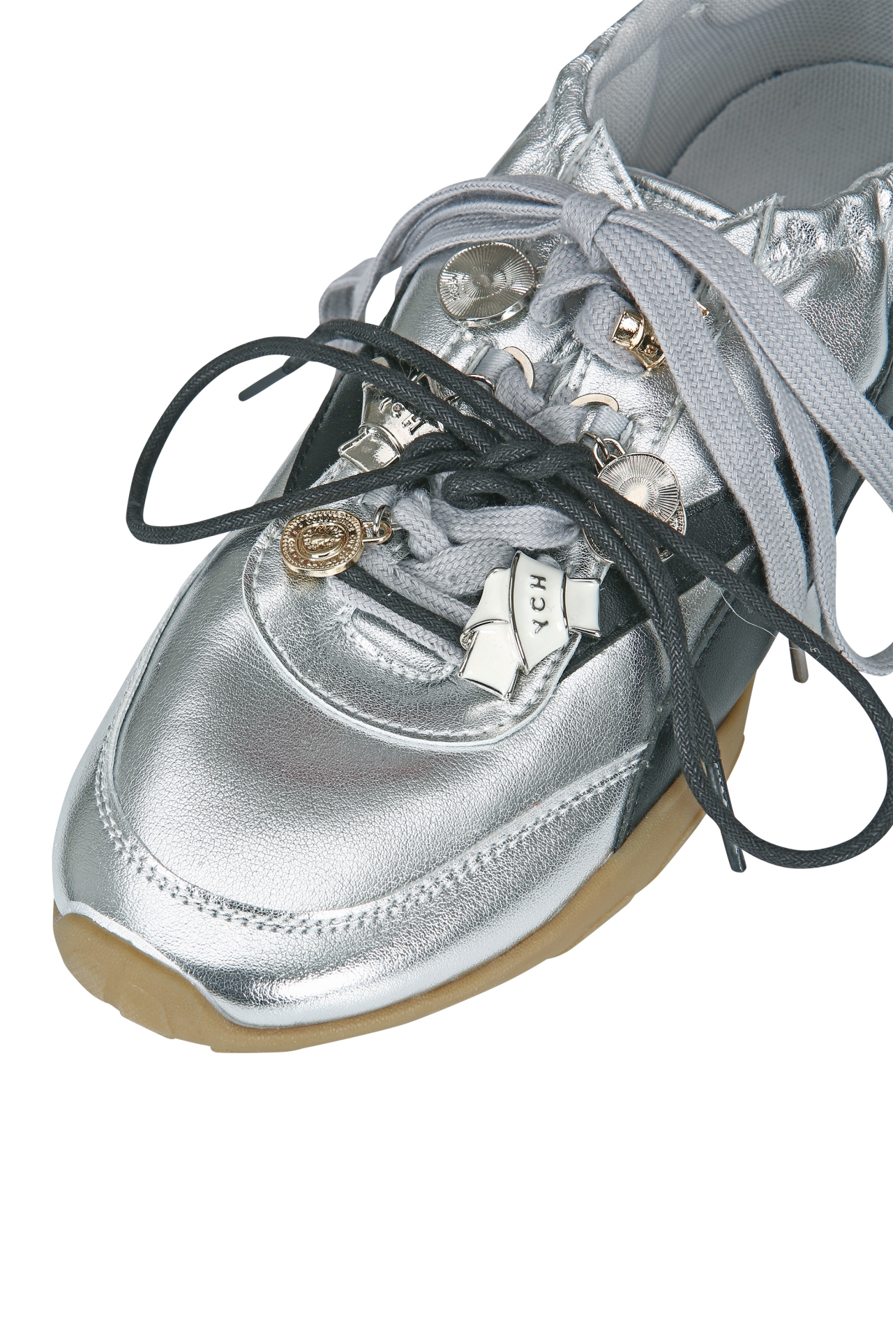 STUD-DETAIL LOW TOP SNEAKERS (F26AC12012SV)