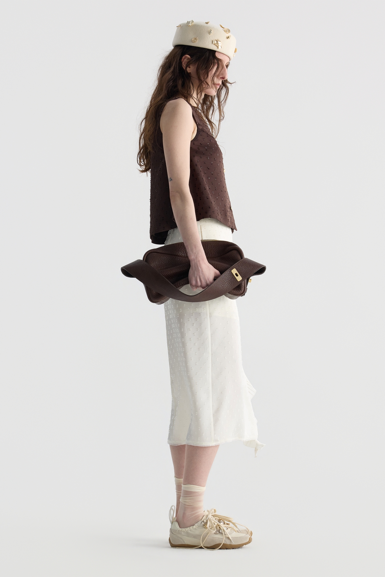 SQUARE SHOULDER BAG (F26AC12051BR)