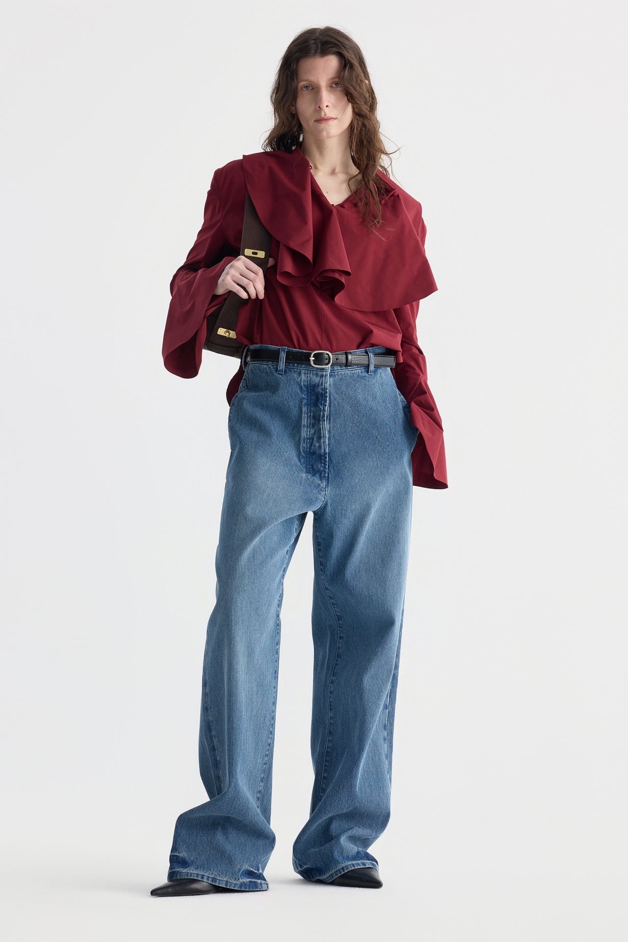 RUFFLE BELL SLEEVE BLOUSE (F26BL4082BD)