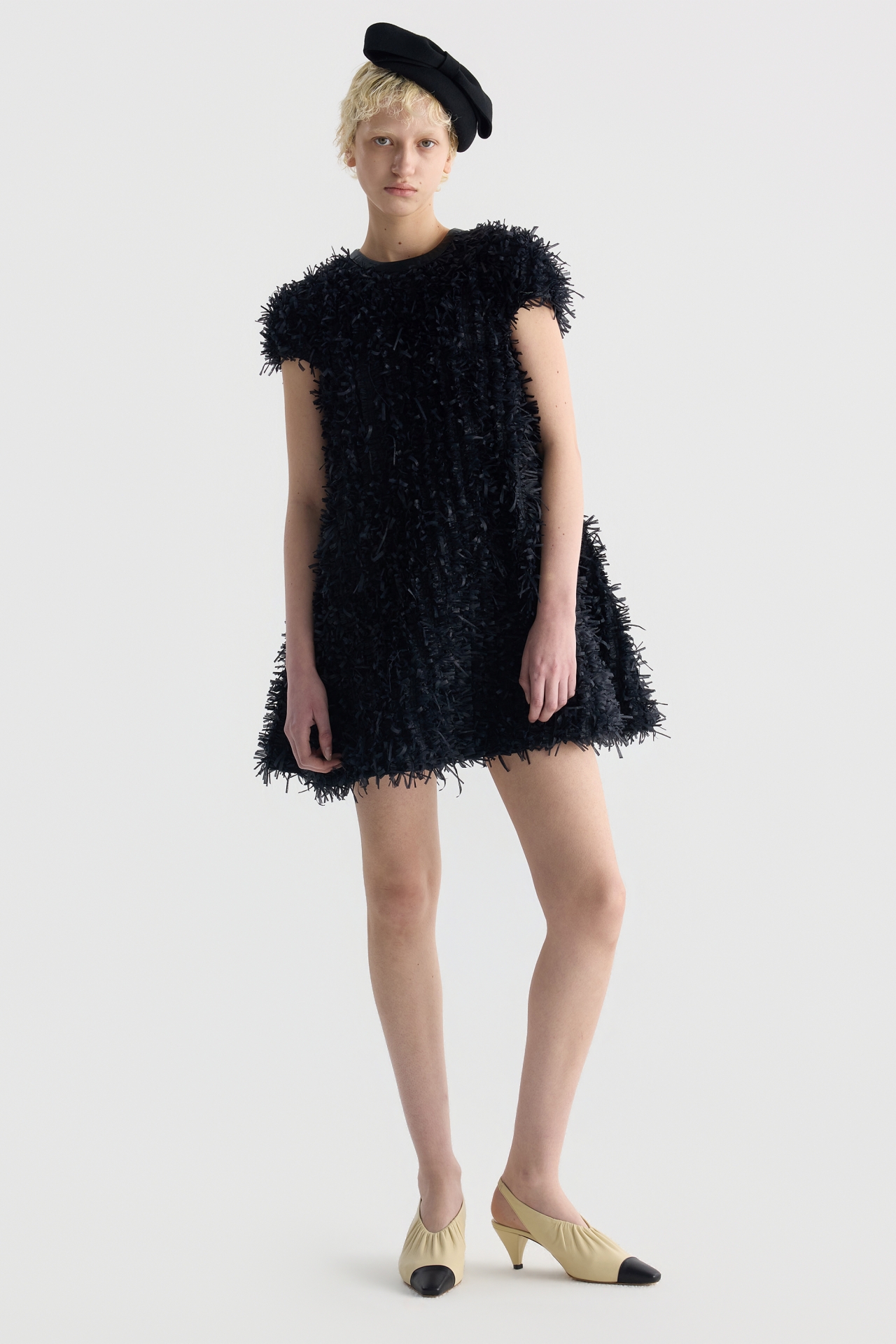 FRINGE MINI DRESS (F26DJ7012BK)