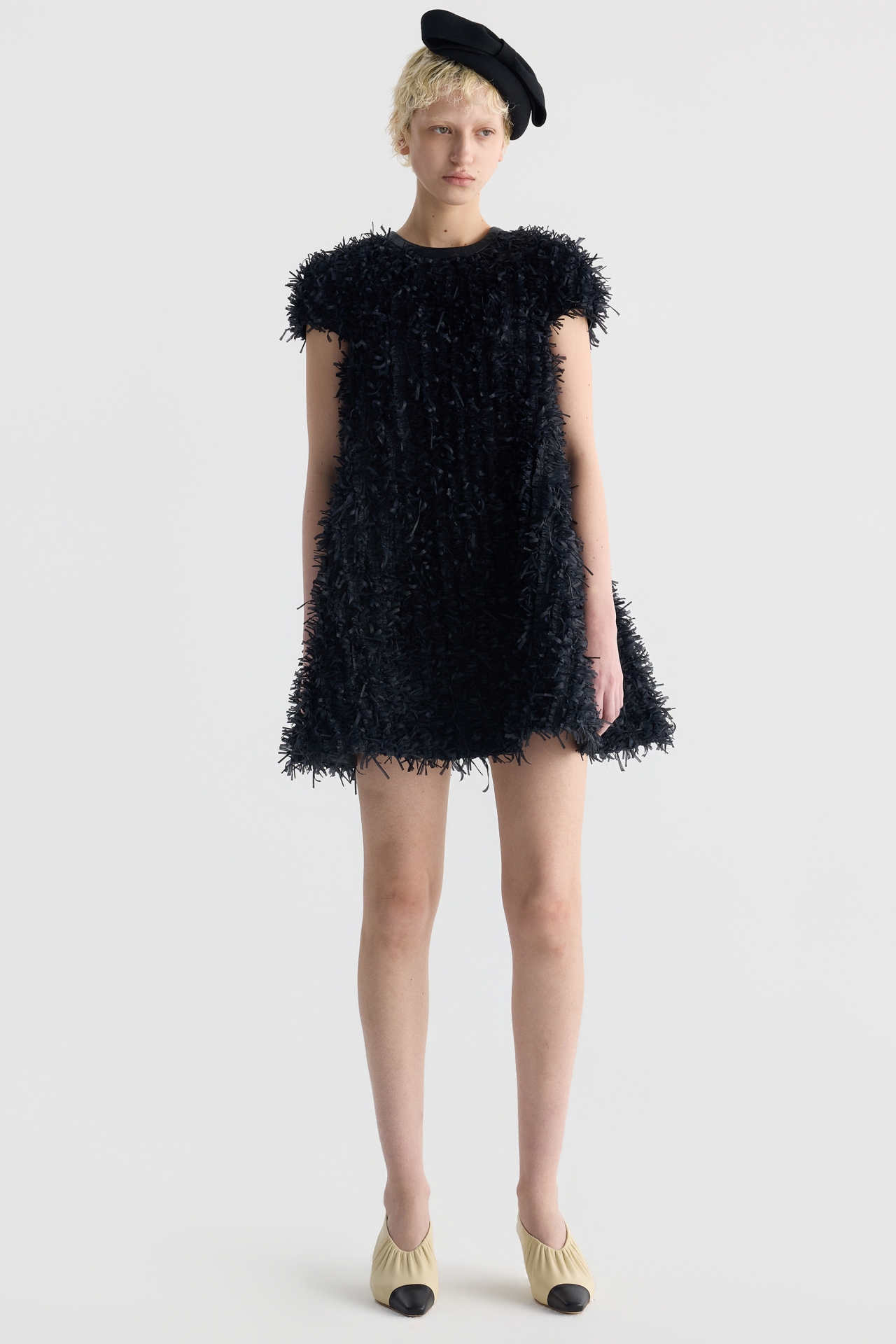 FRINGE MINI DRESS (F26DJ7012BK)