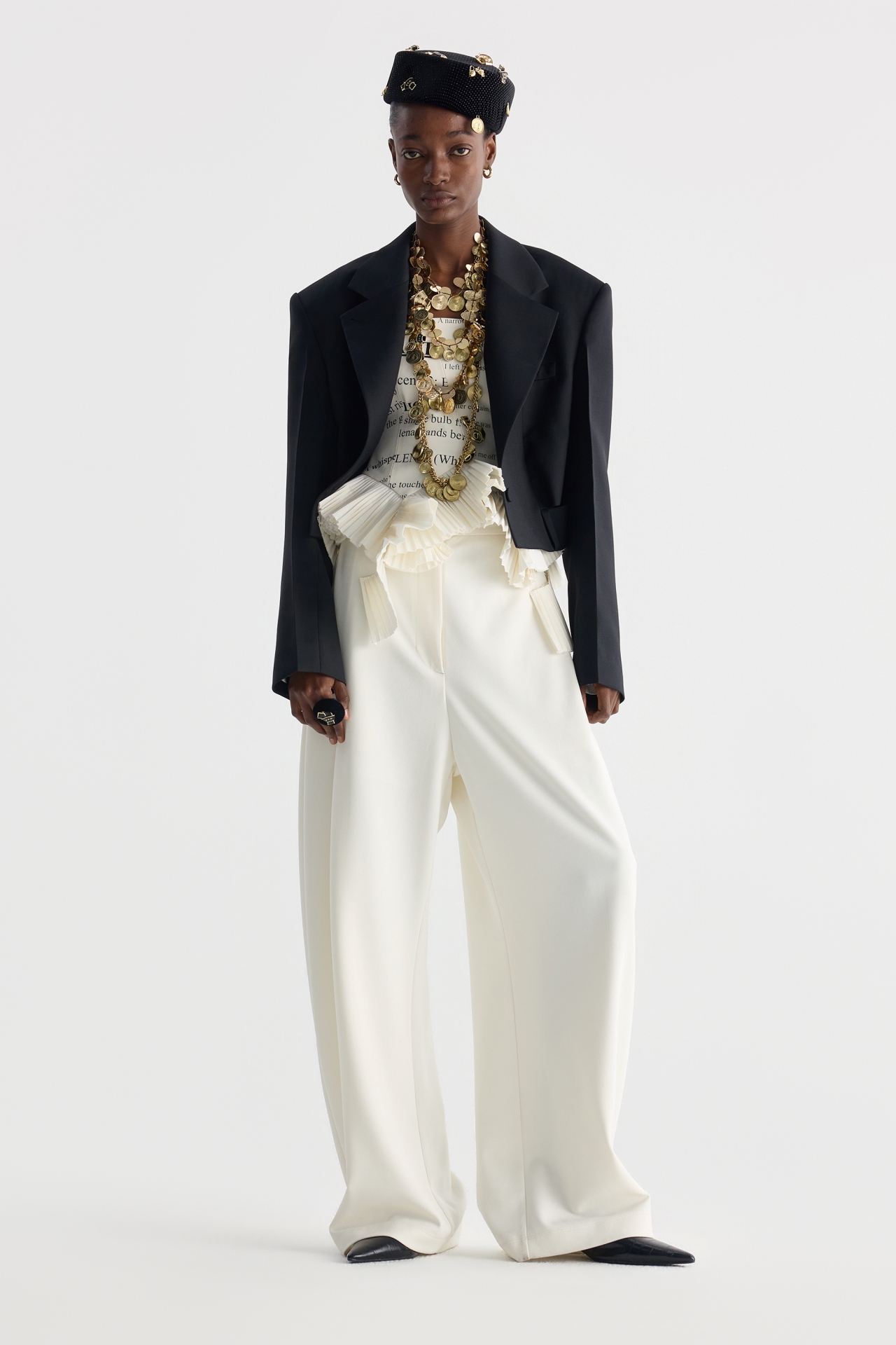 WOOL-BLEND CROPPED JACKET (F26JK2011BK)
