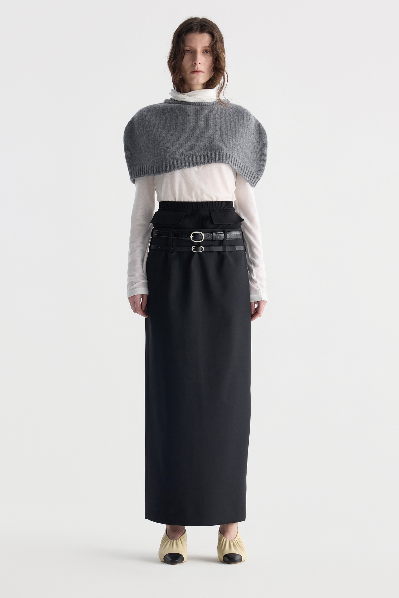 CROPPED KNIT CAPE (F26KT9051GY)