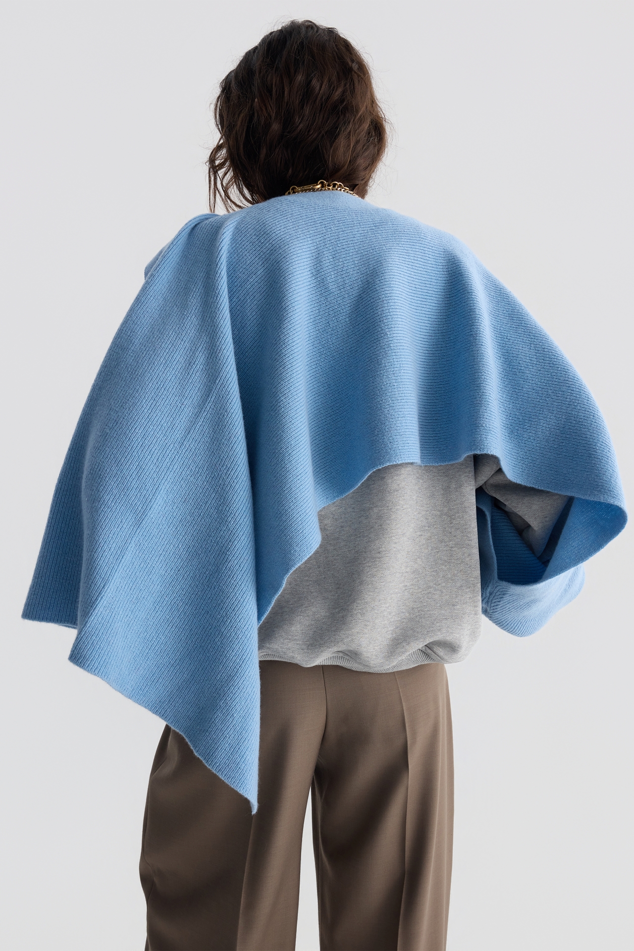 ONE-SLEEVE SHAWL (F26KT9091BL)