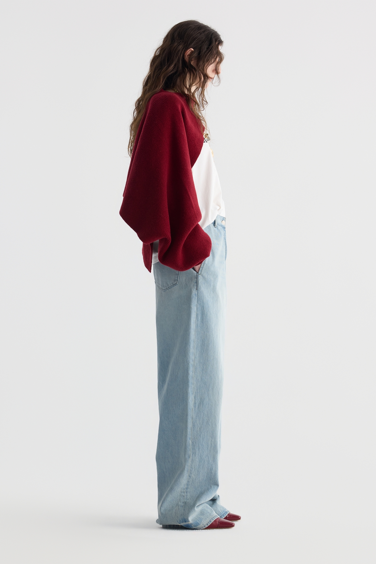 ONE-SLEEVE SHAWL (F26KT9091RD)
