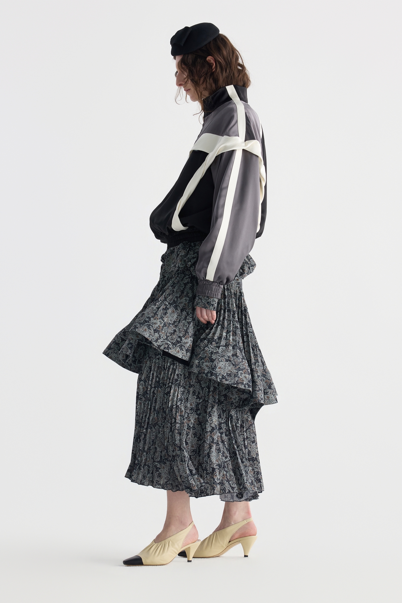 BLOCKED ZIP-UP JACKET (F26OT0021BK)