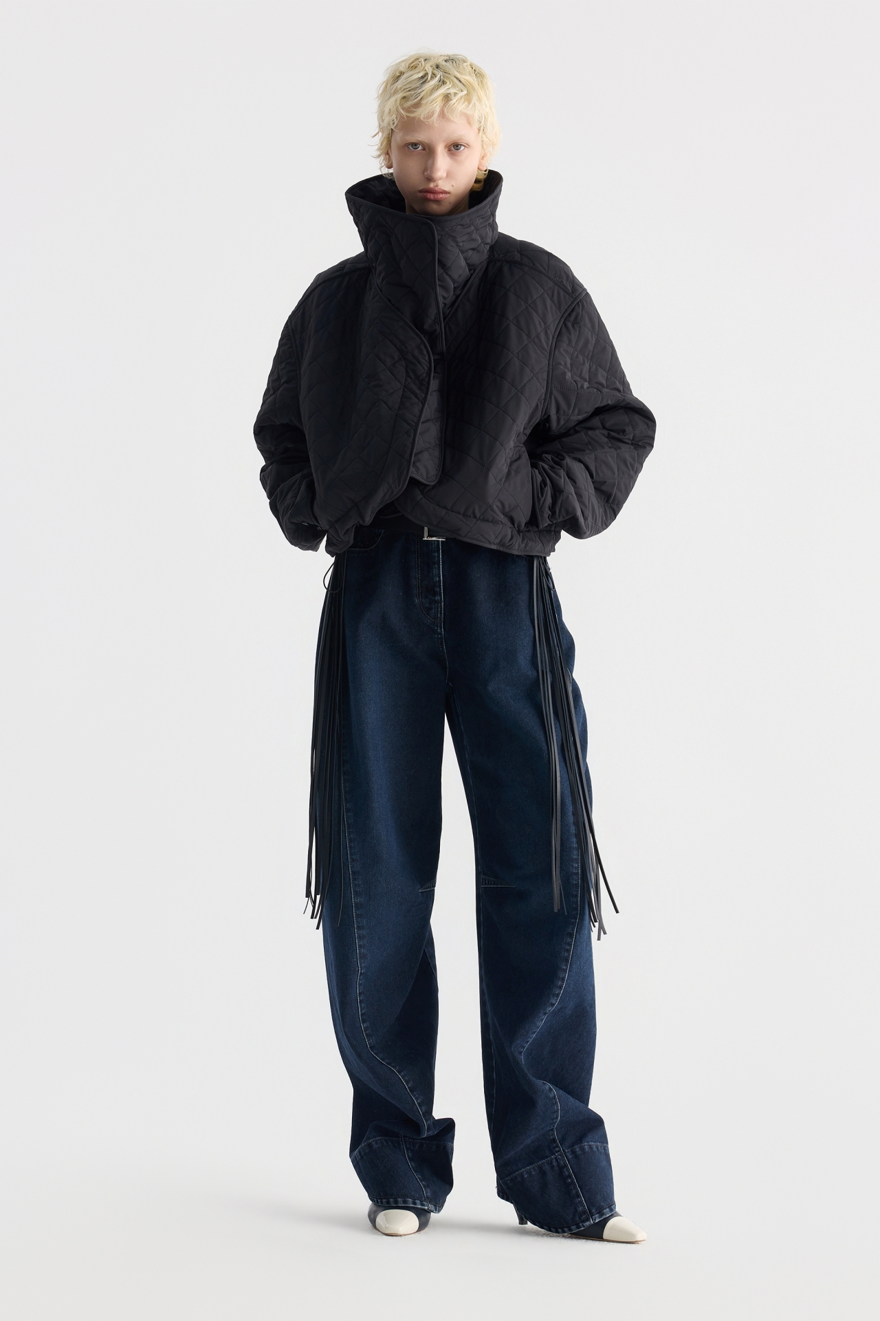 DETACHABLE FUNNEL NECK QUILTED JACKET (F26OT0091BK)