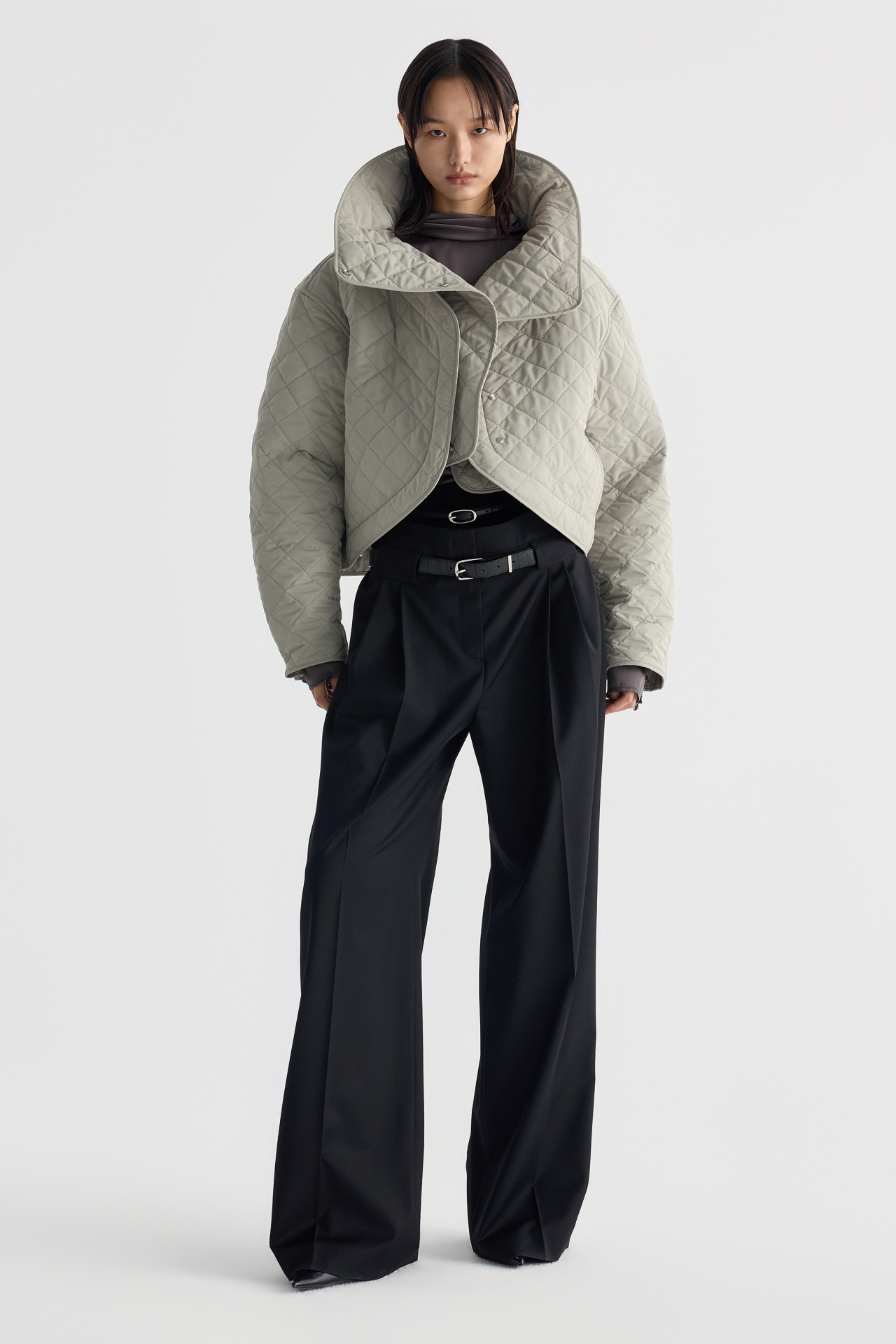 DETACHABLE FUNNEL NECK QUILTED JACKET (F26OT0091KK)