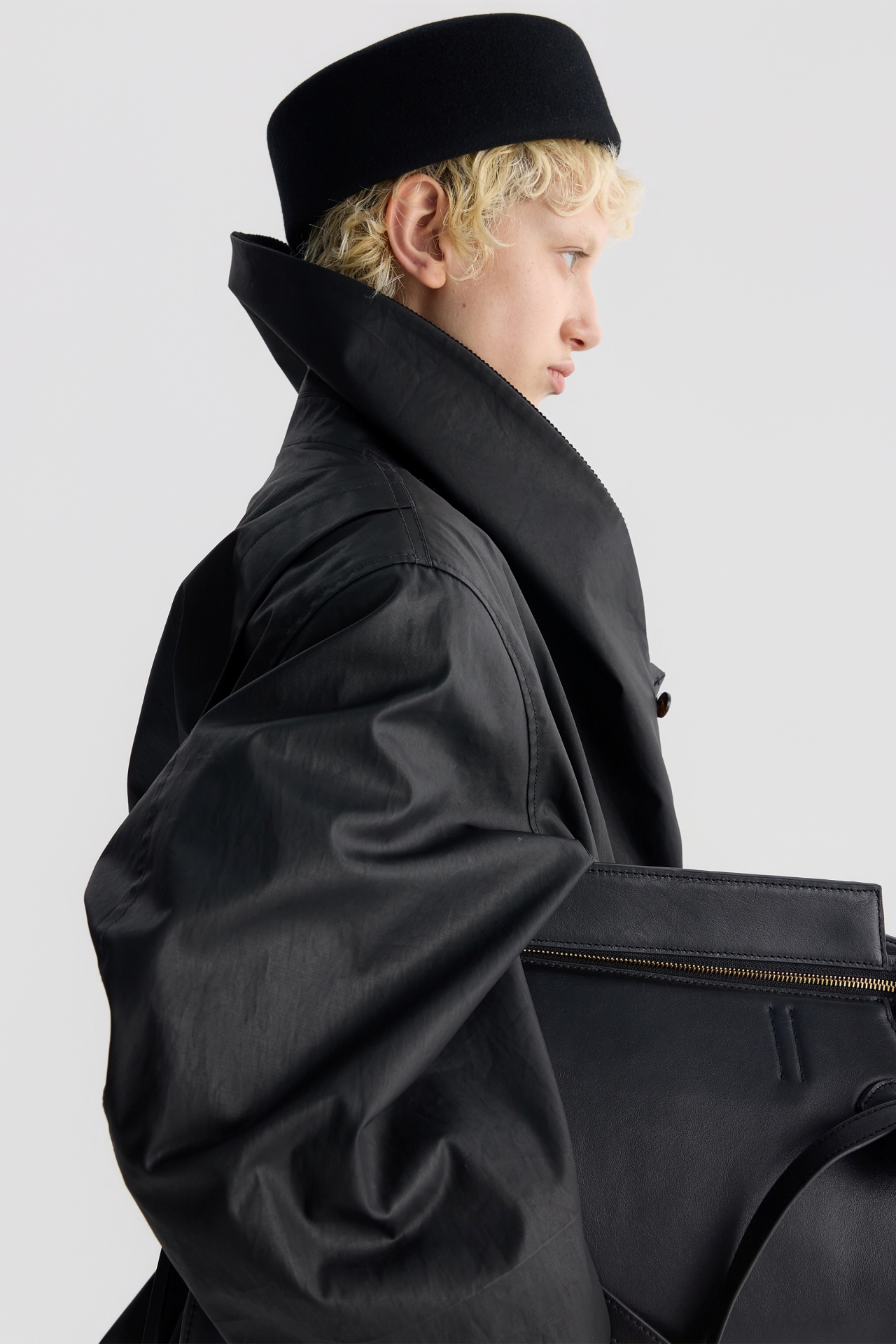 BELTED ASYMMETRIC WRAP JACKET (F26OT0111BK)