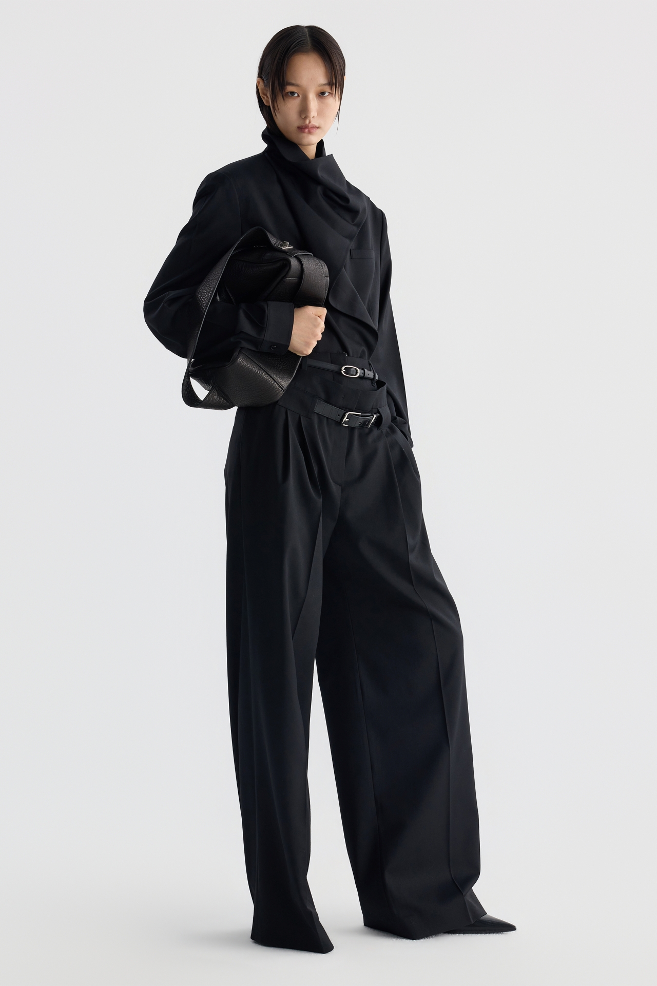 LOOSE-FIT BELTED PANTS (F26PT5101BK)