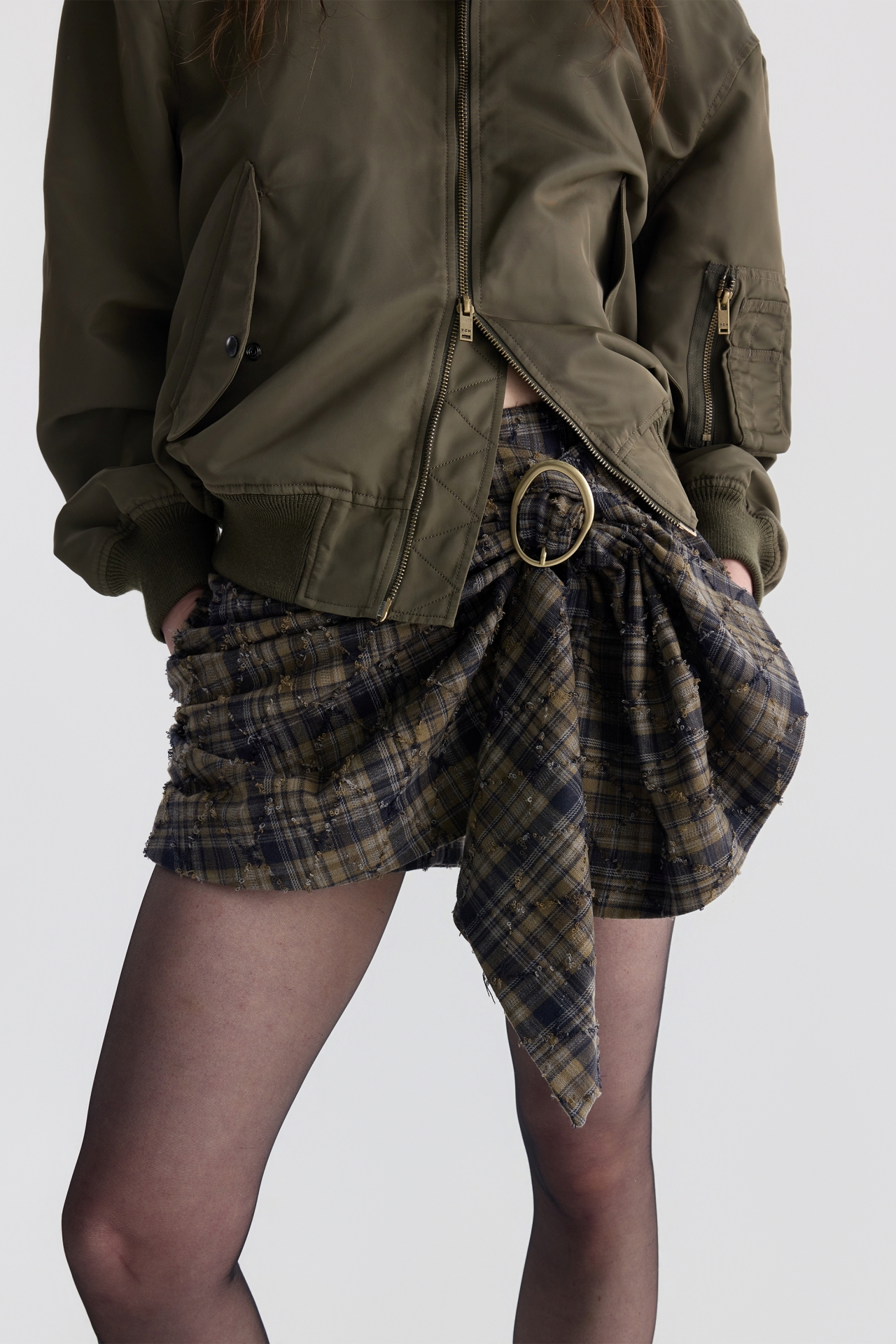ASYMMETRIC TIE-FRONT PLAID SKORT (F26PT5151KK)