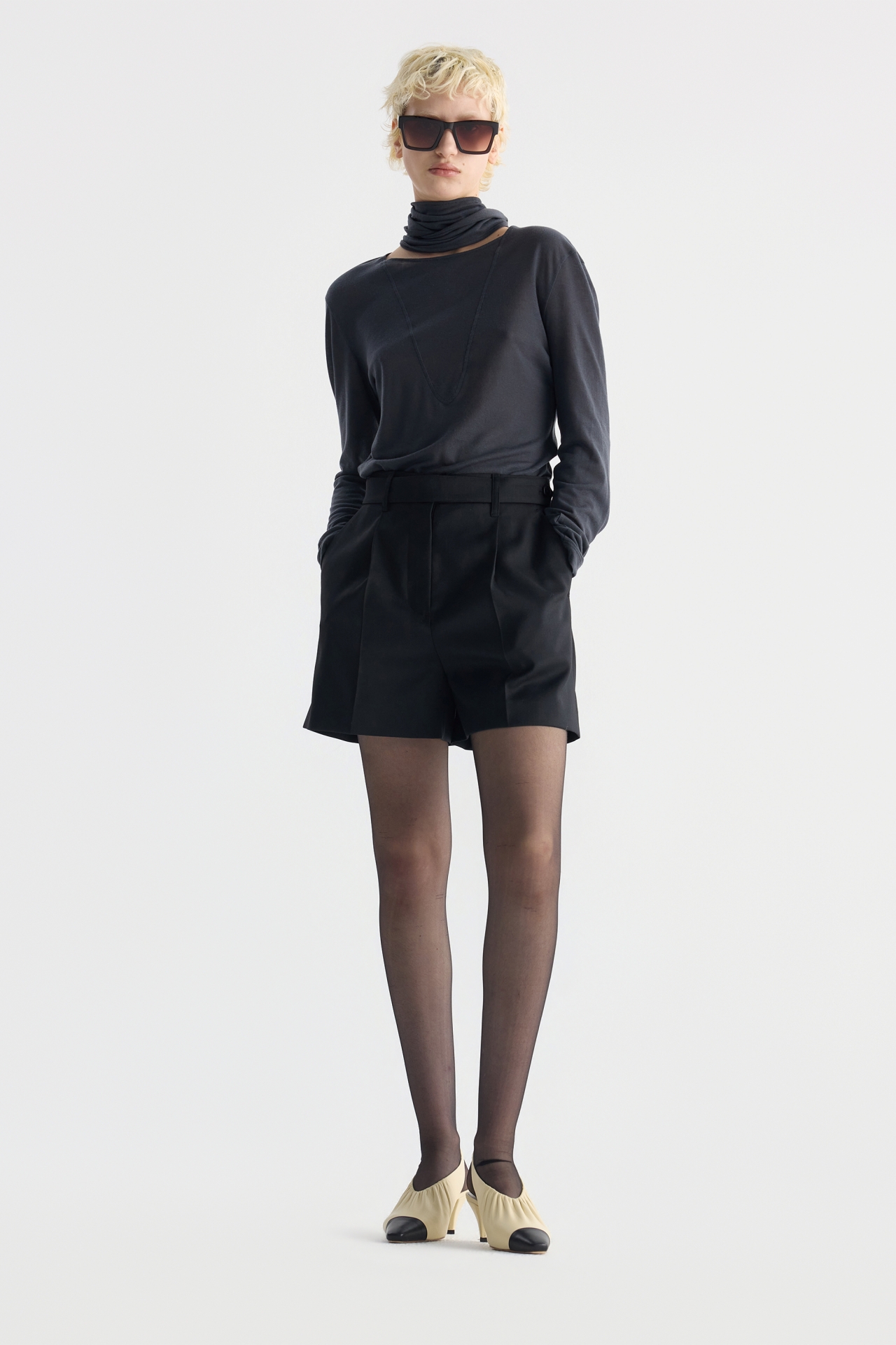 BELT DETAIL SHORTS (F26PT5172BK)