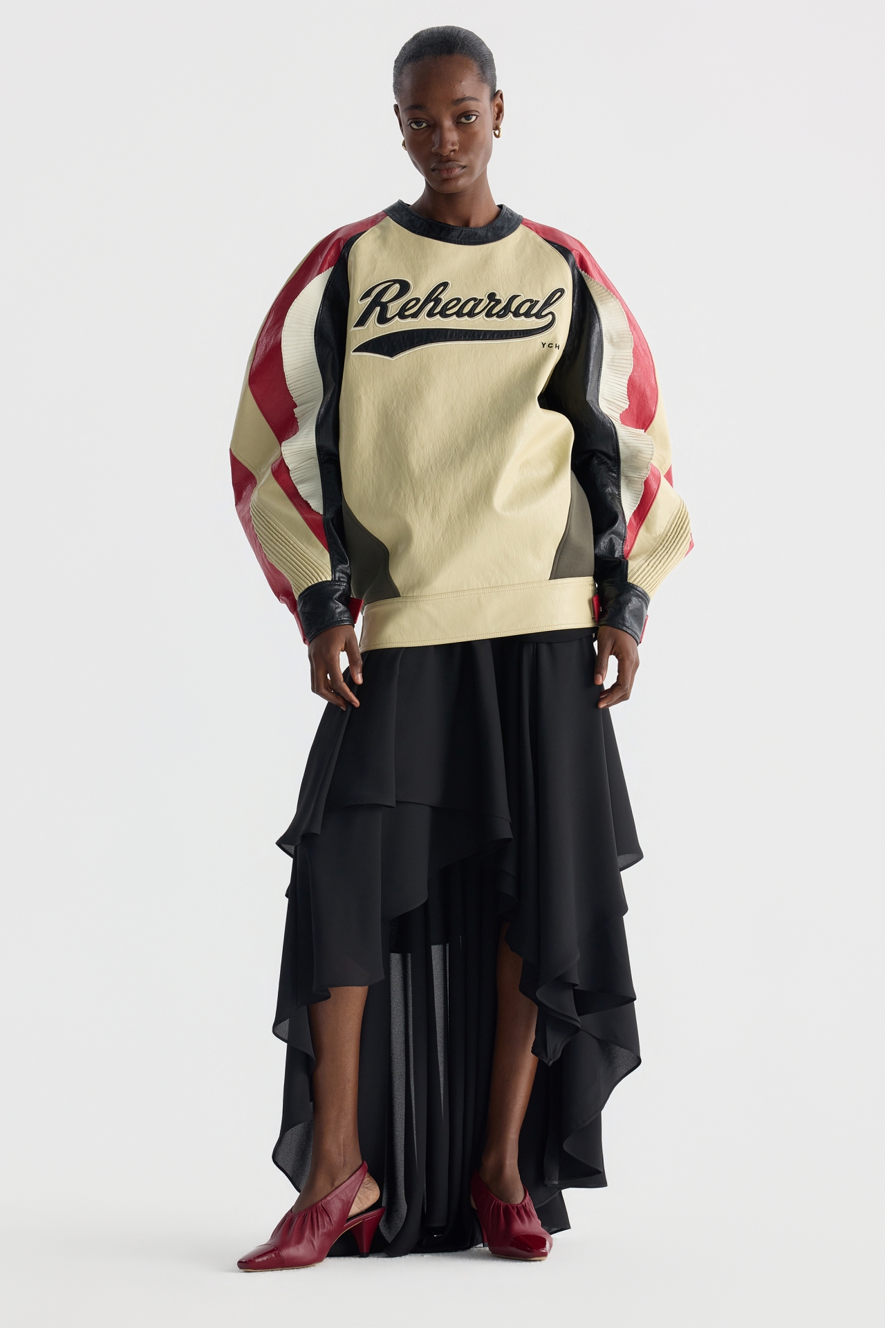 FAUX LEATHER SWEATSHIRT (F26TO10051BE)