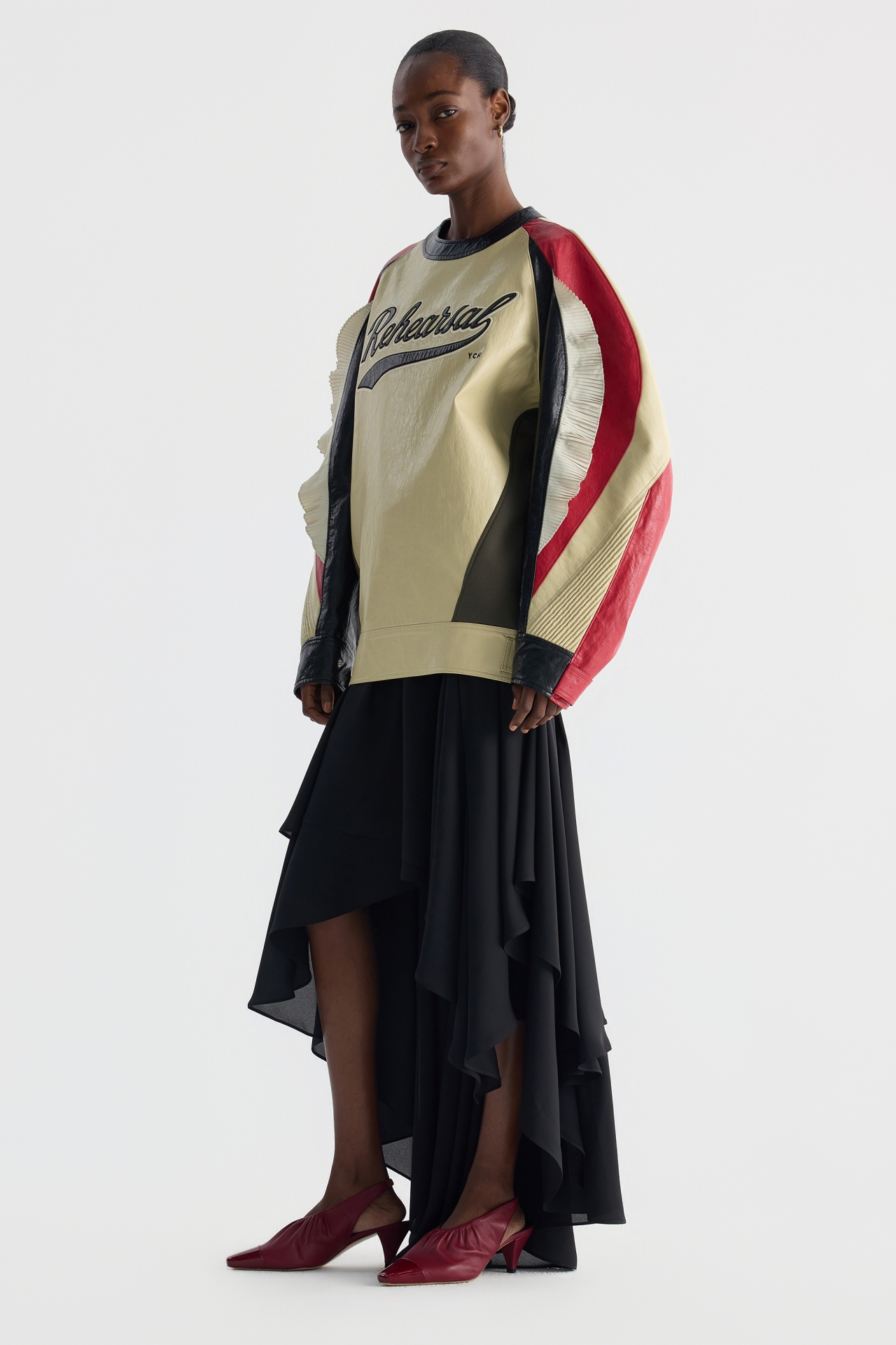 FAUX LEATHER SWEATSHIRT (F26TO10051BE)