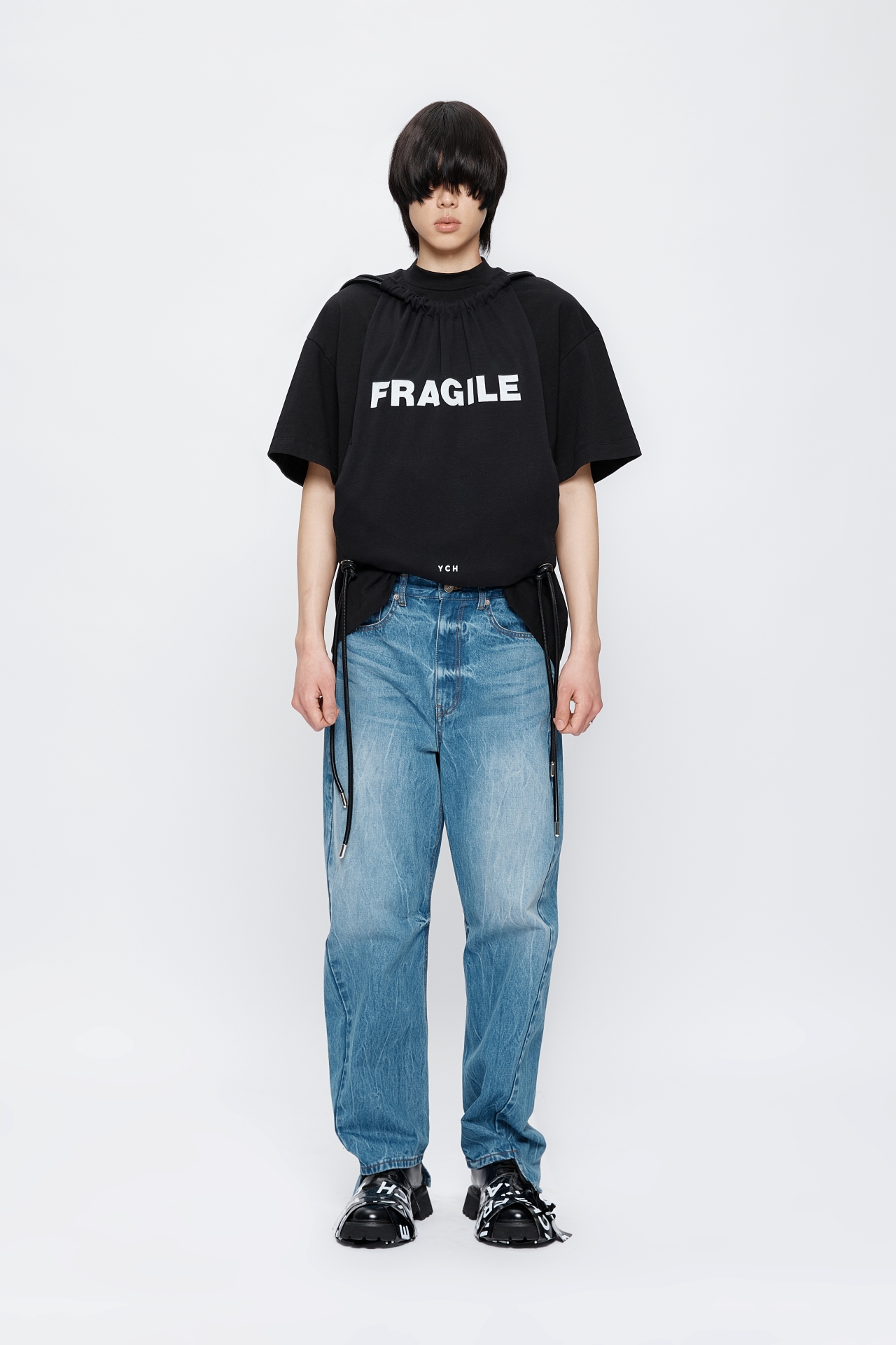 TWIST DENIM JEANS (MF25DB8011BL)