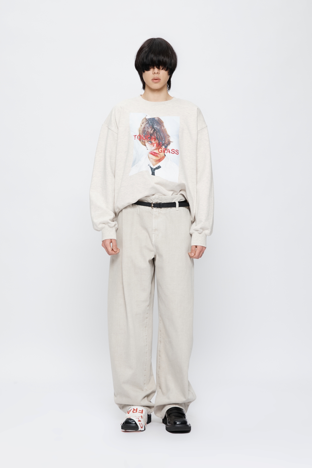 BELTED DENIM JEANS (MF25DB8041BE)