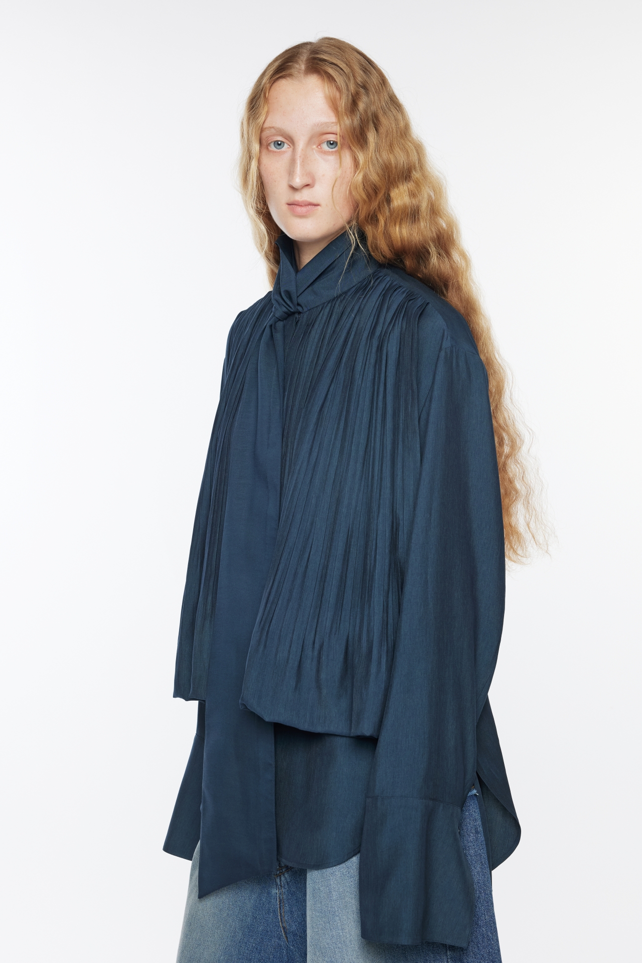 PLEATS TIE SHIRT (R26BL4131NV)