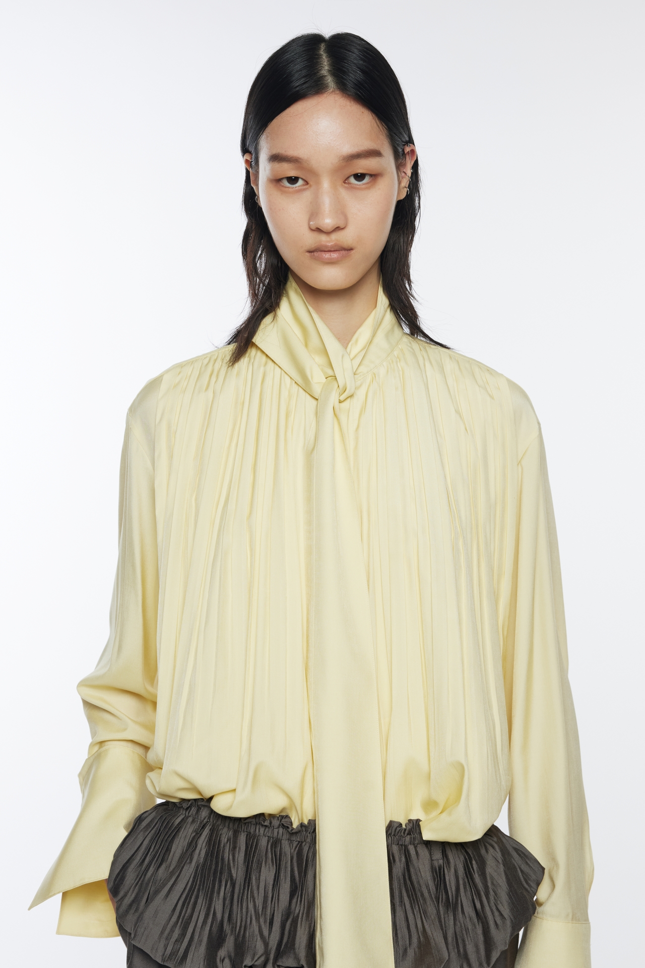 PLEATS TIE SHIRT (R26BL4131YL)
