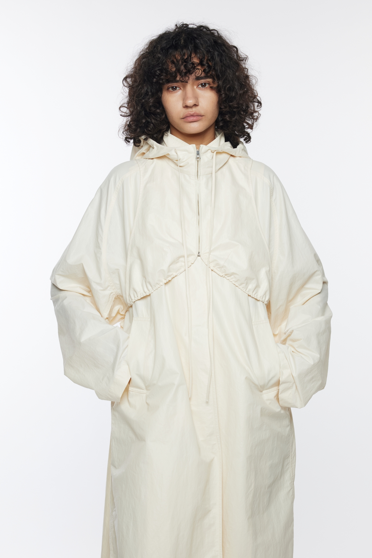 DETACHABLE HOOD TRENCH COAT (R26CT1021CR)