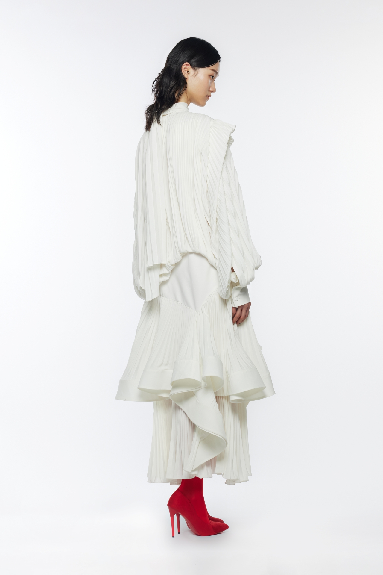 [주문제작] RUFFLE PLEAT DRESS (R26DJ7011IV)