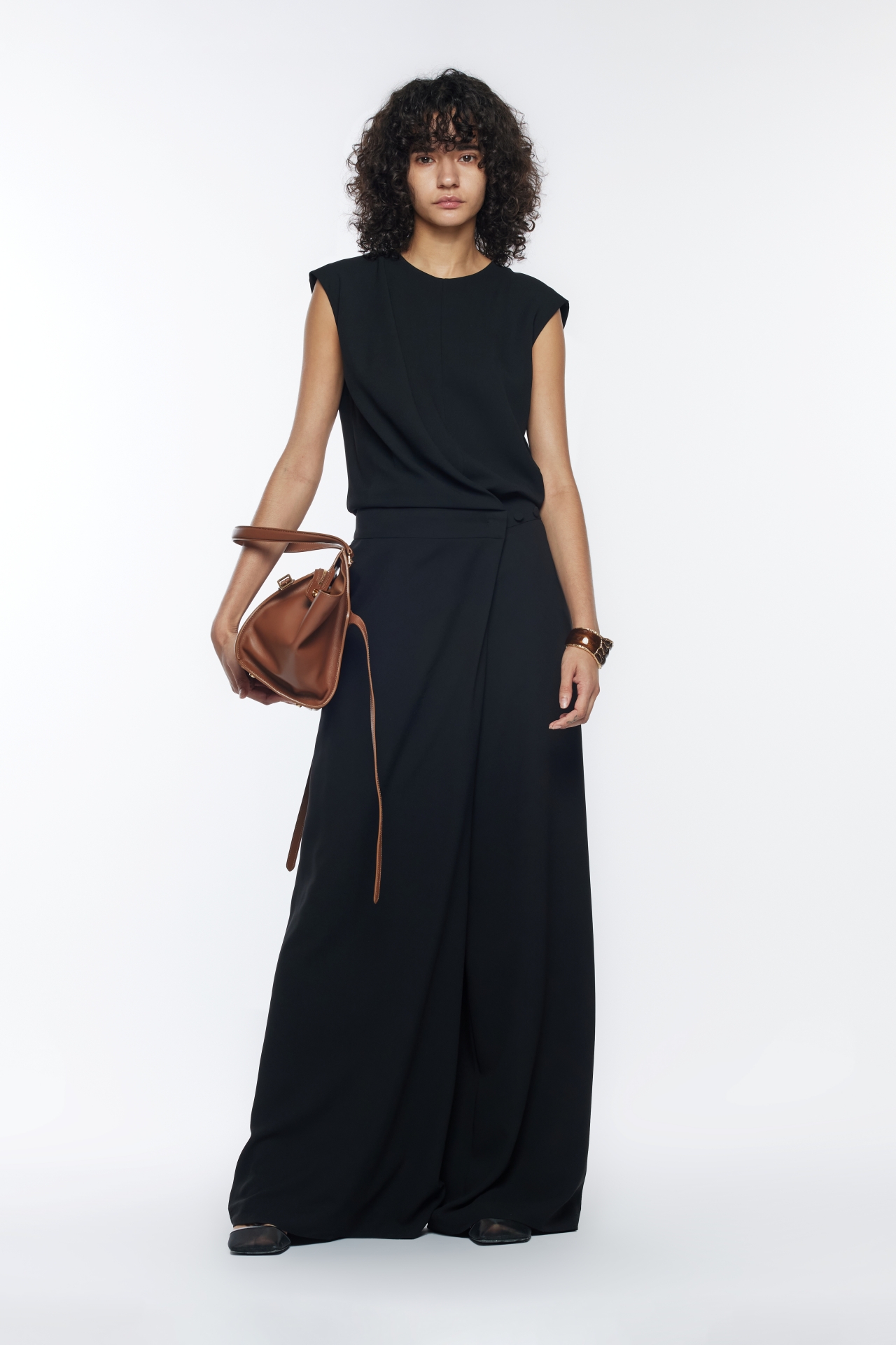 WRAP JUMPSUIT (R26DJ7041BK)