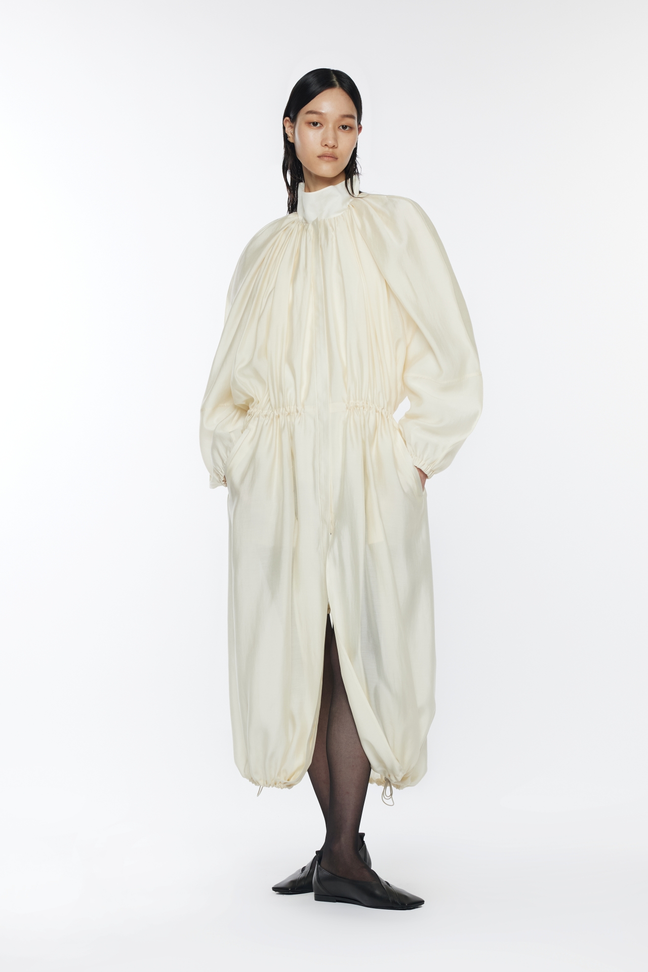 LIGHTWEIGHT BALLOON COAT (R26OT0021CR)