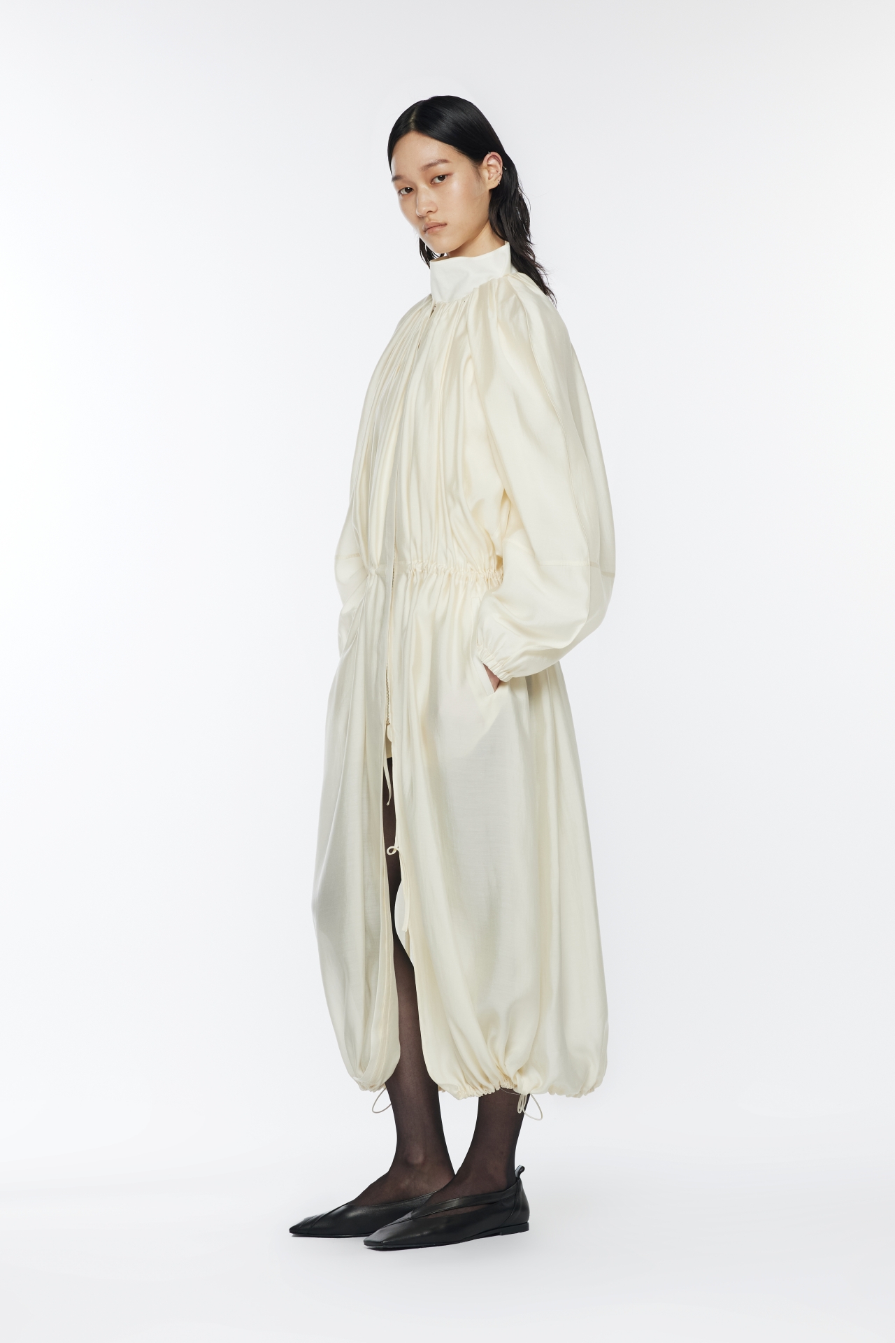 LIGHTWEIGHT BALLOON COAT (R26OT0021CR)
