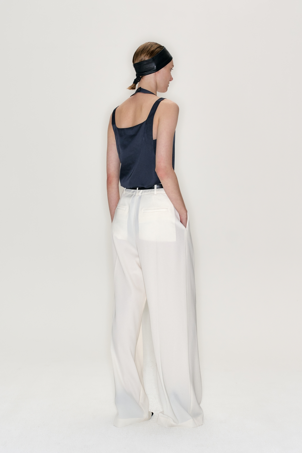 PIN TUCK WIDE PANTS IVORY (S25PT5101IV)