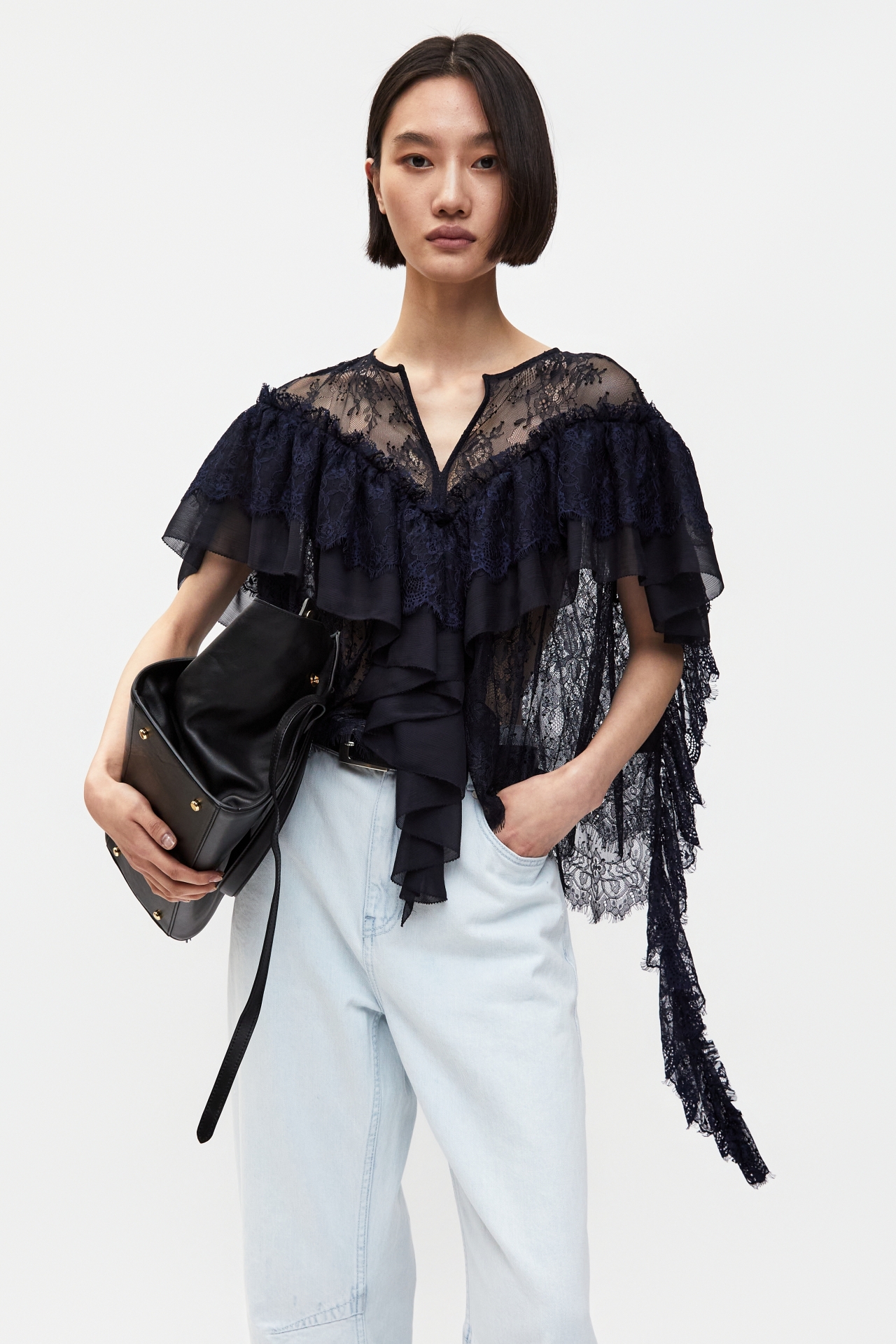 LAYERED LACE BLOUSE (S26BL4051NV)