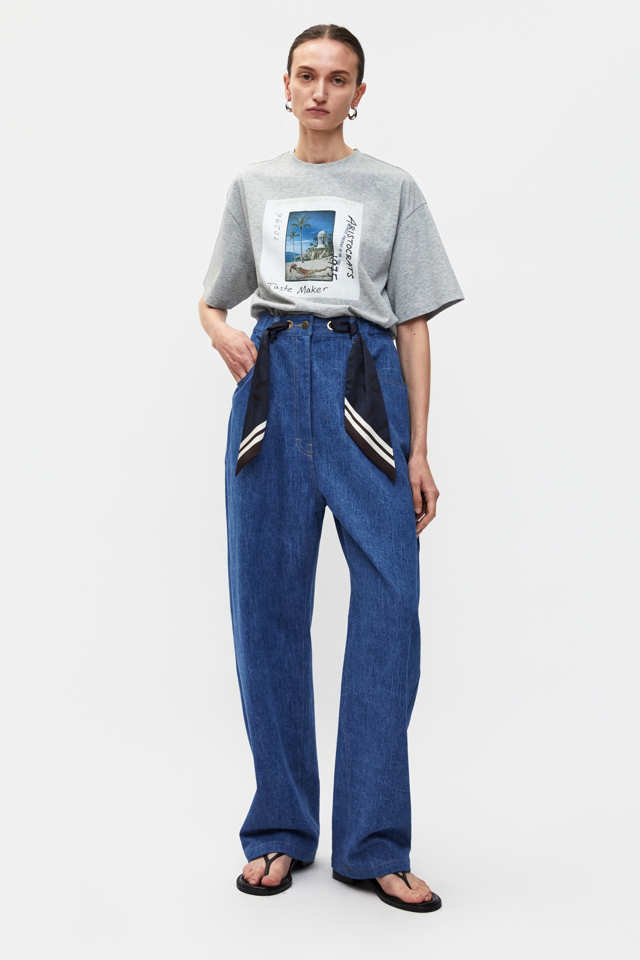 DRAWSTRING ELASTIC WAIST JEANS (S26DB8011BL)