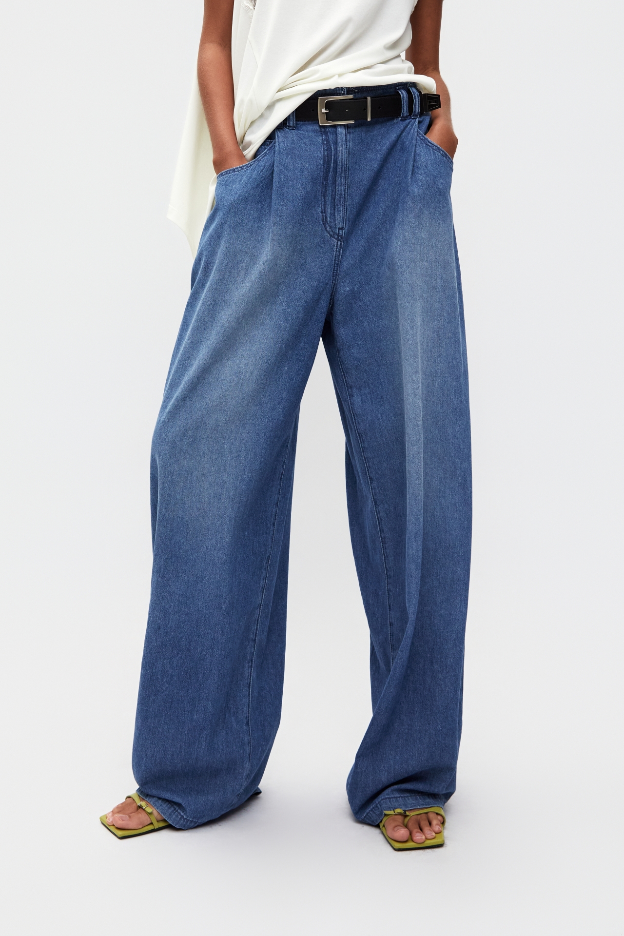 WIDE LEG JEANS (S26DB8021BL)