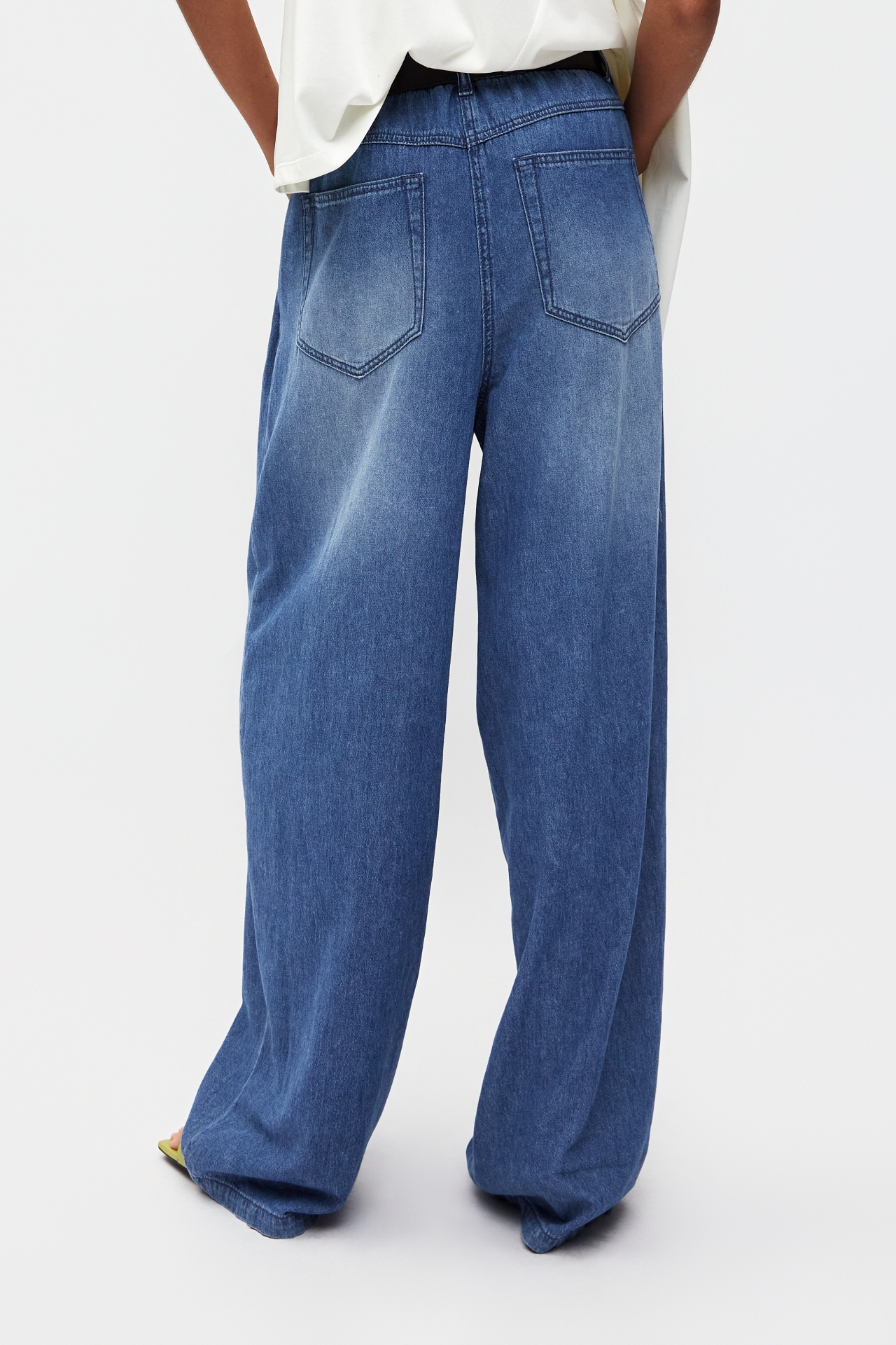 WIDE LEG JEANS (S26DB8021BL)