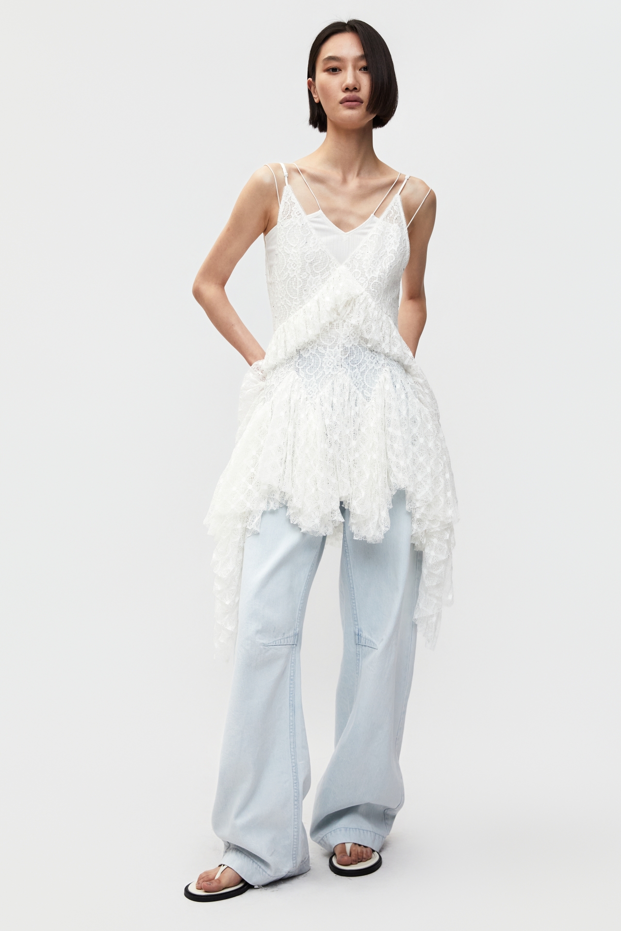 SLEEVELESS LAYERED DRESS (S26DJ7012WH)