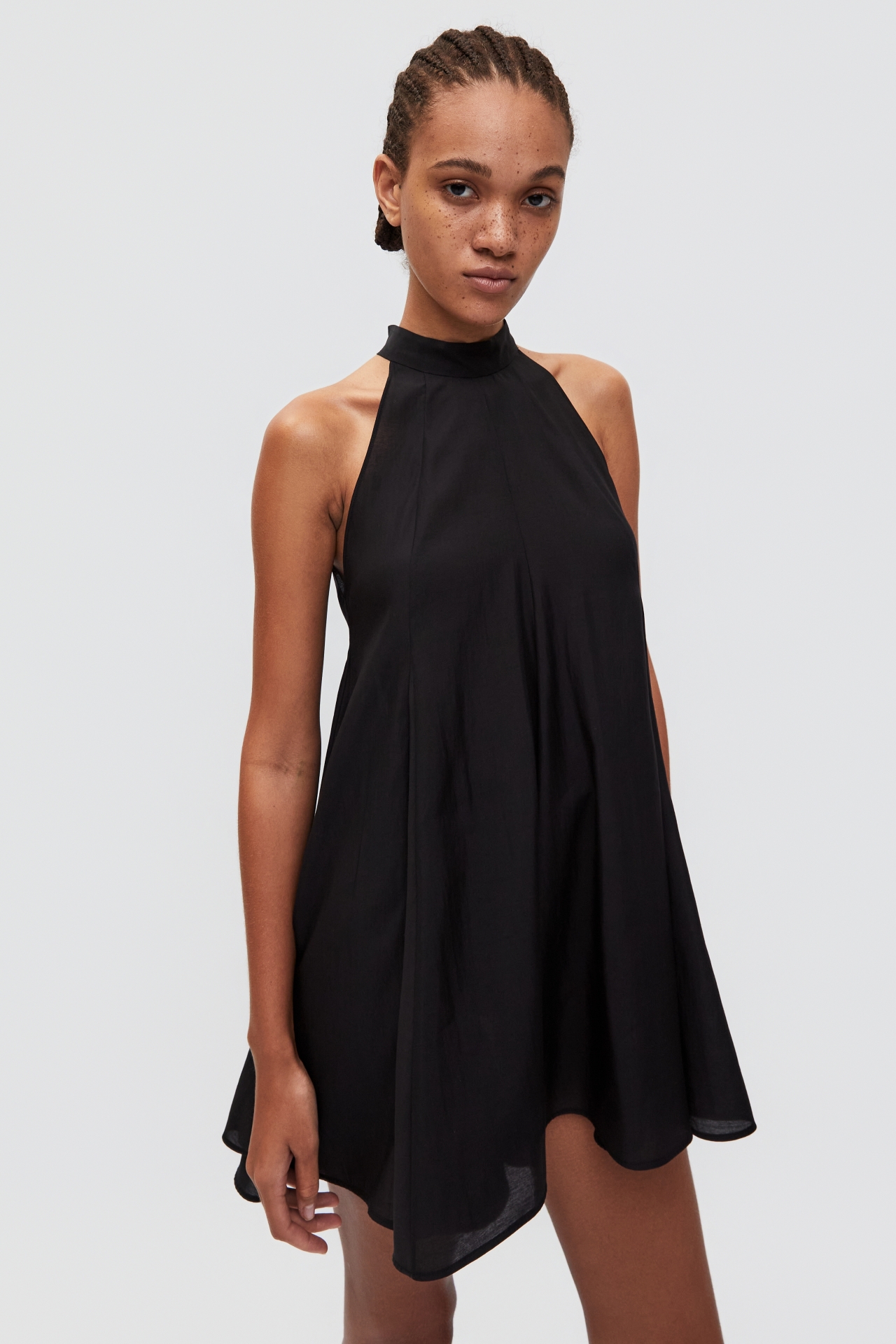 SLEEVELESS DRESS (S26DJ7031BK)