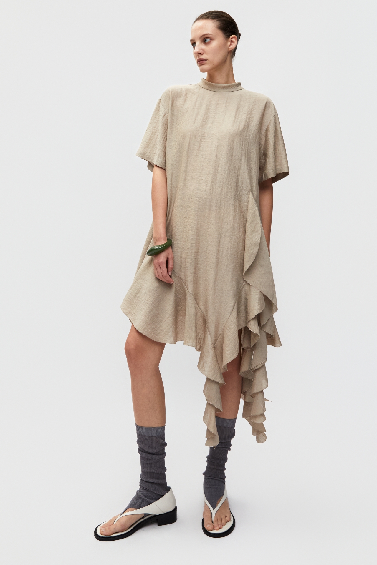 ASYMMETRIC HEM DRESS (S26DJ7061BE)