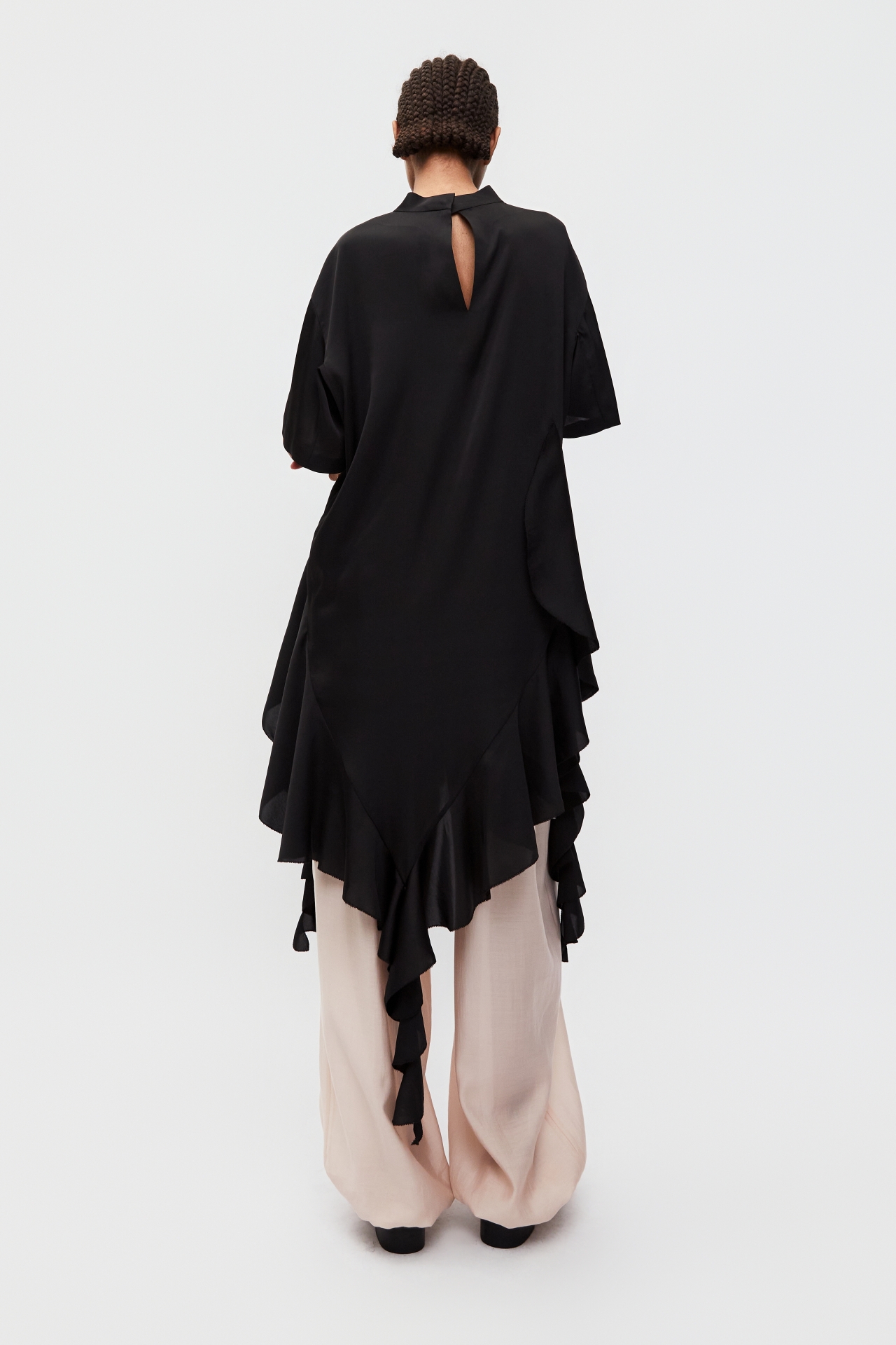 ASYMMETRIC HEM DRESS (S26DJ7062BK)