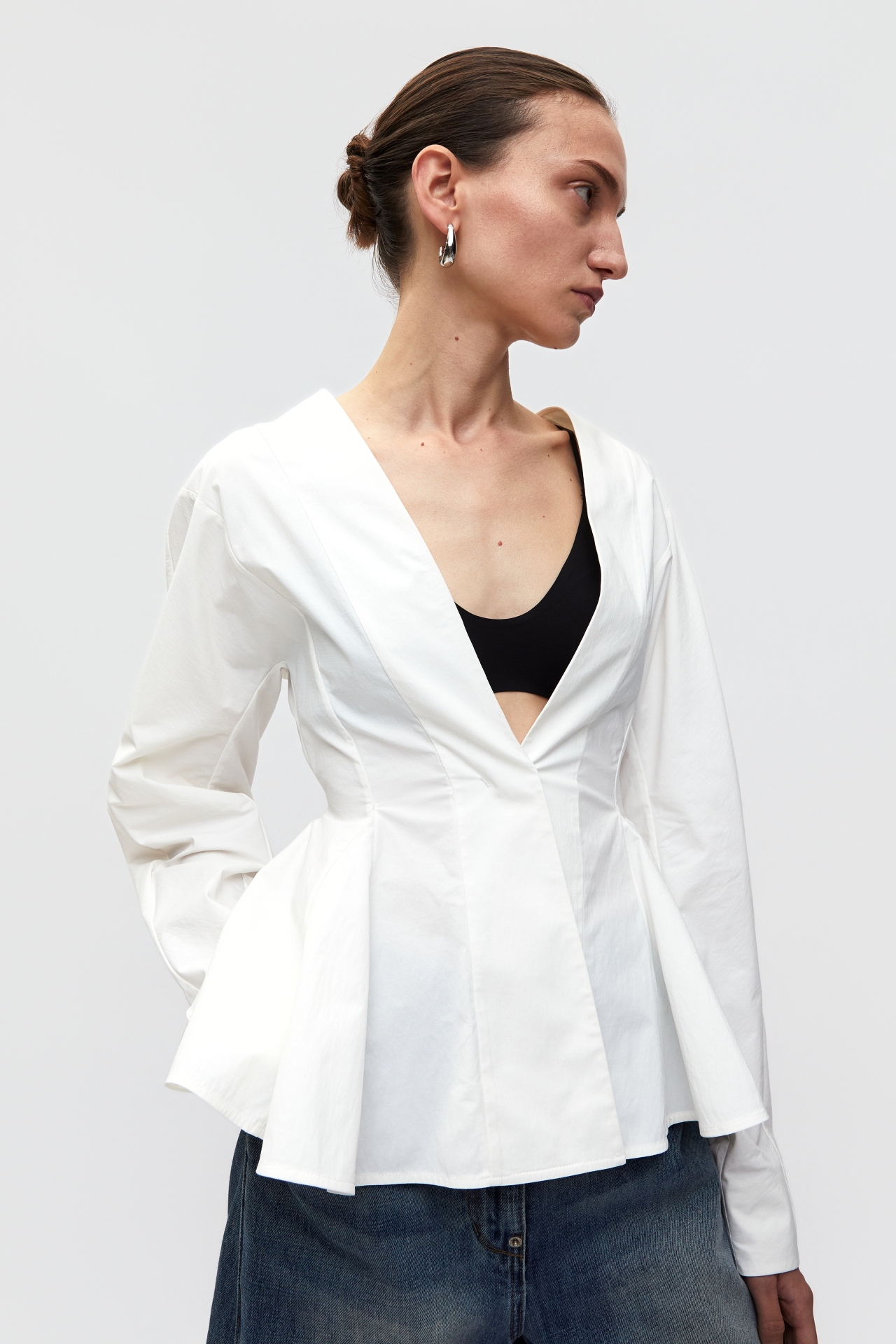 COLLARLESS CINCHED WAIST JACKET (S26JK2021WH)