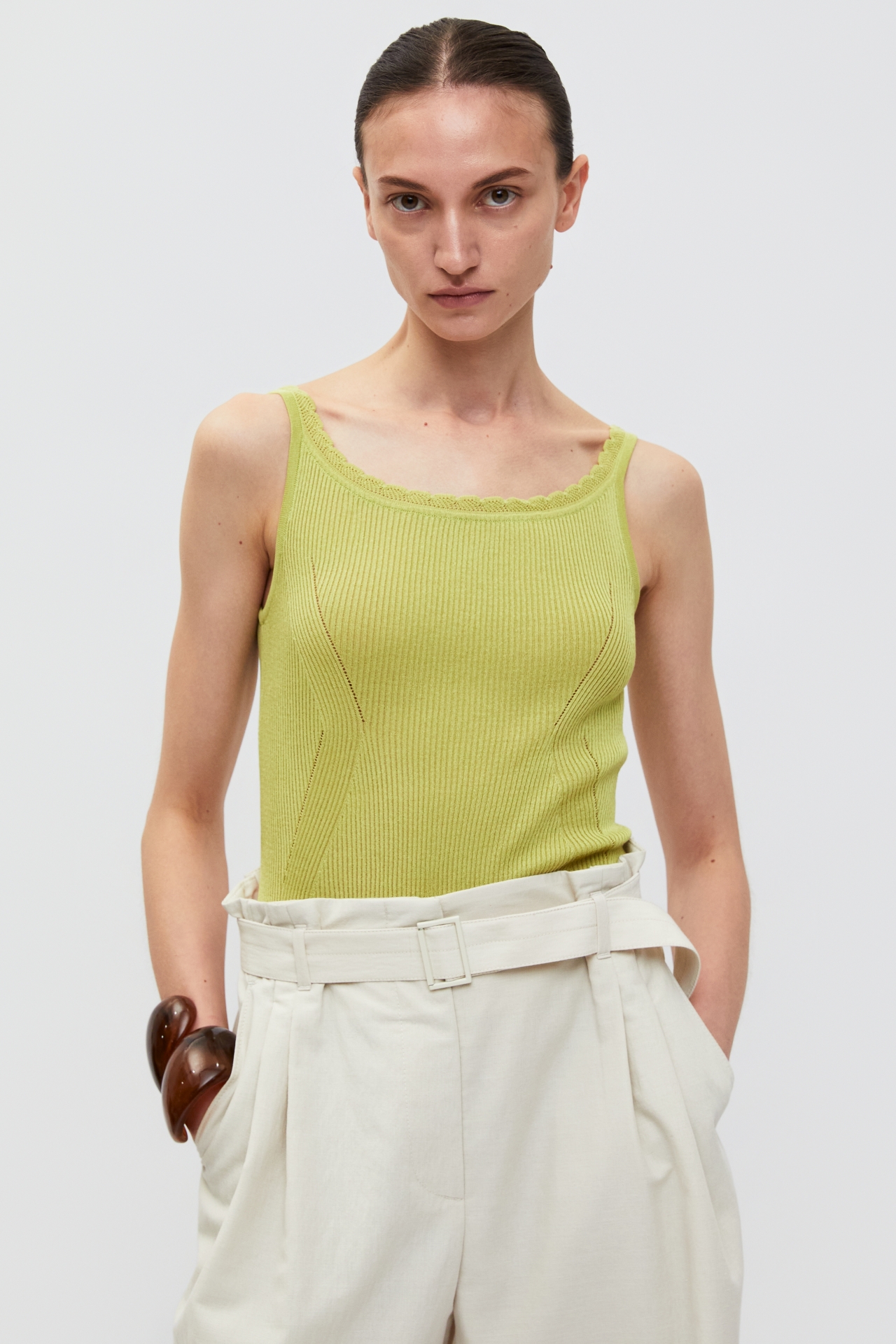 KNITTED TANK TOP (S26KT9011GN)