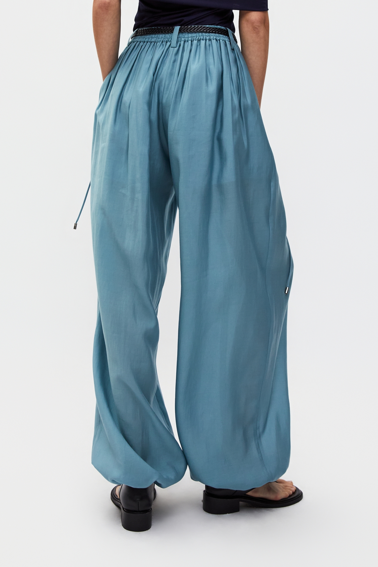 ELASTIC WAIST LOOSE PANTS (S26PT5021BL)