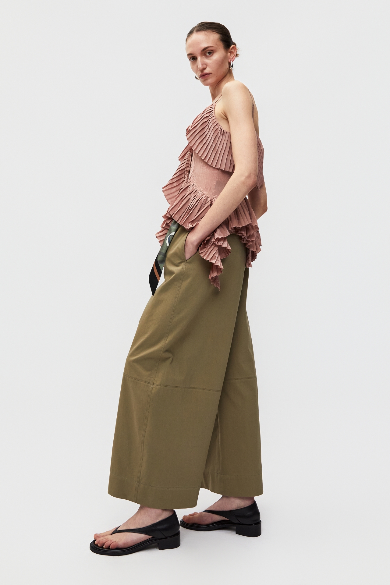 DRAWSTRING LOOSE PANTS (S26PT5051KK)