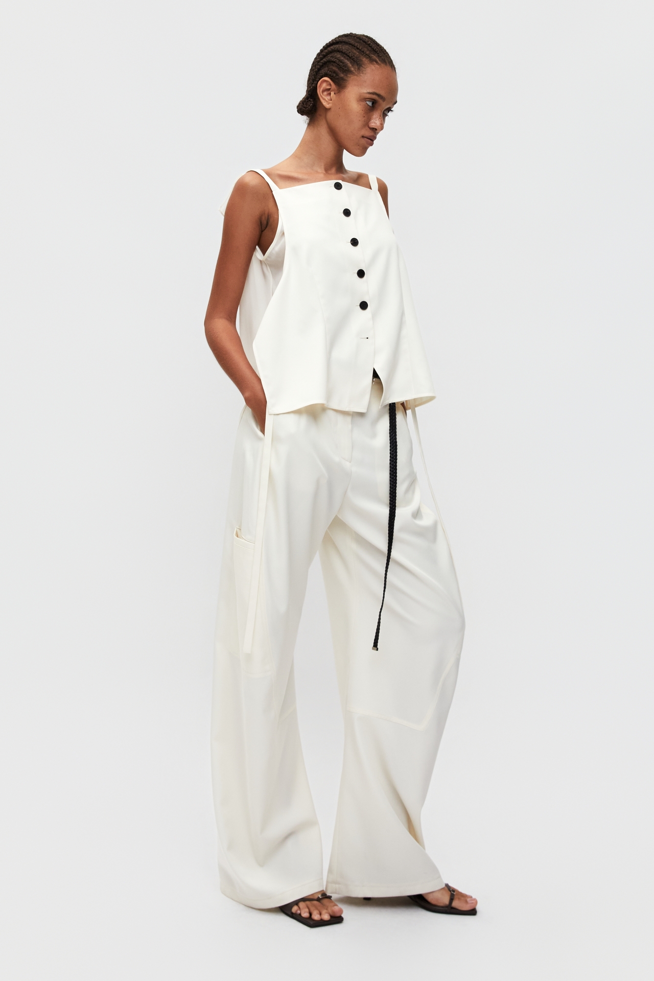 SIDE-POCKET WIDE PANTS (S26PT5071IV)