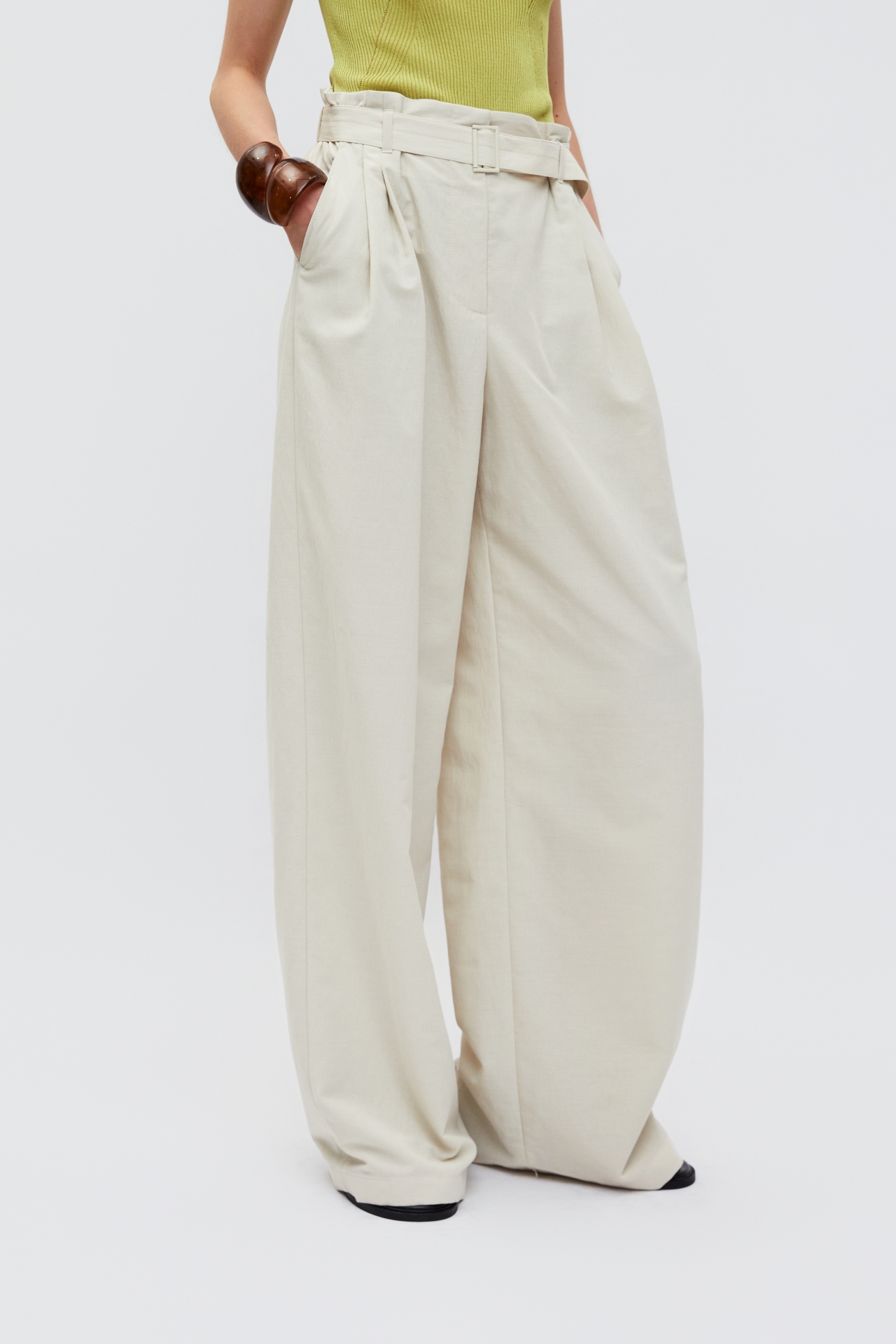 TUCK PANTS (S26PT5081BE)
