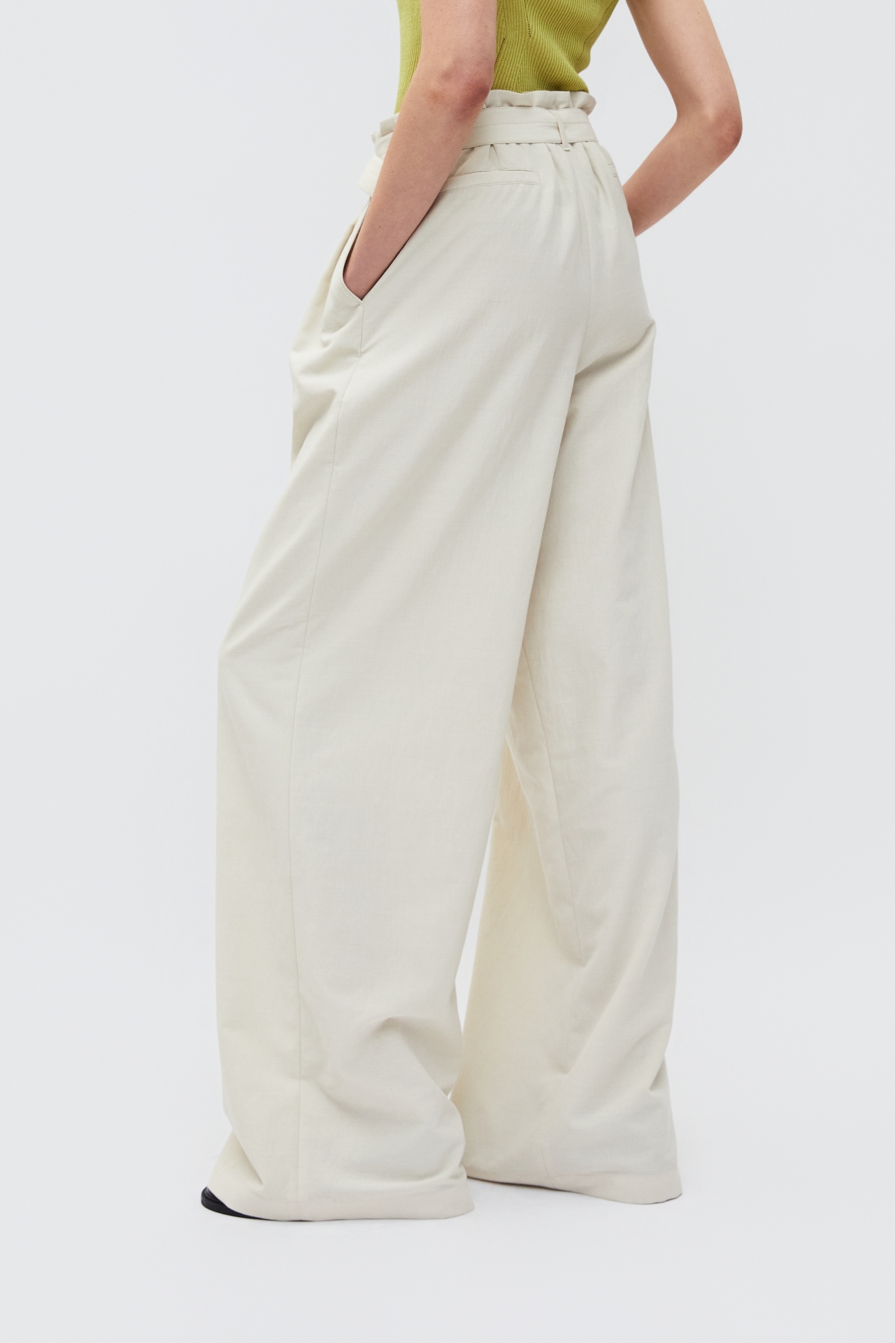 TUCK PANTS (S26PT5081BE)