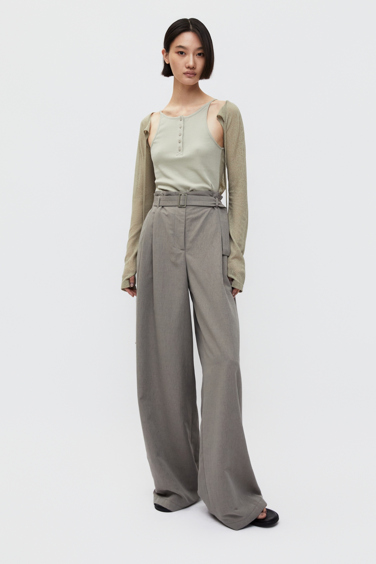 TUCK PANTS (S26PT5081KK)
