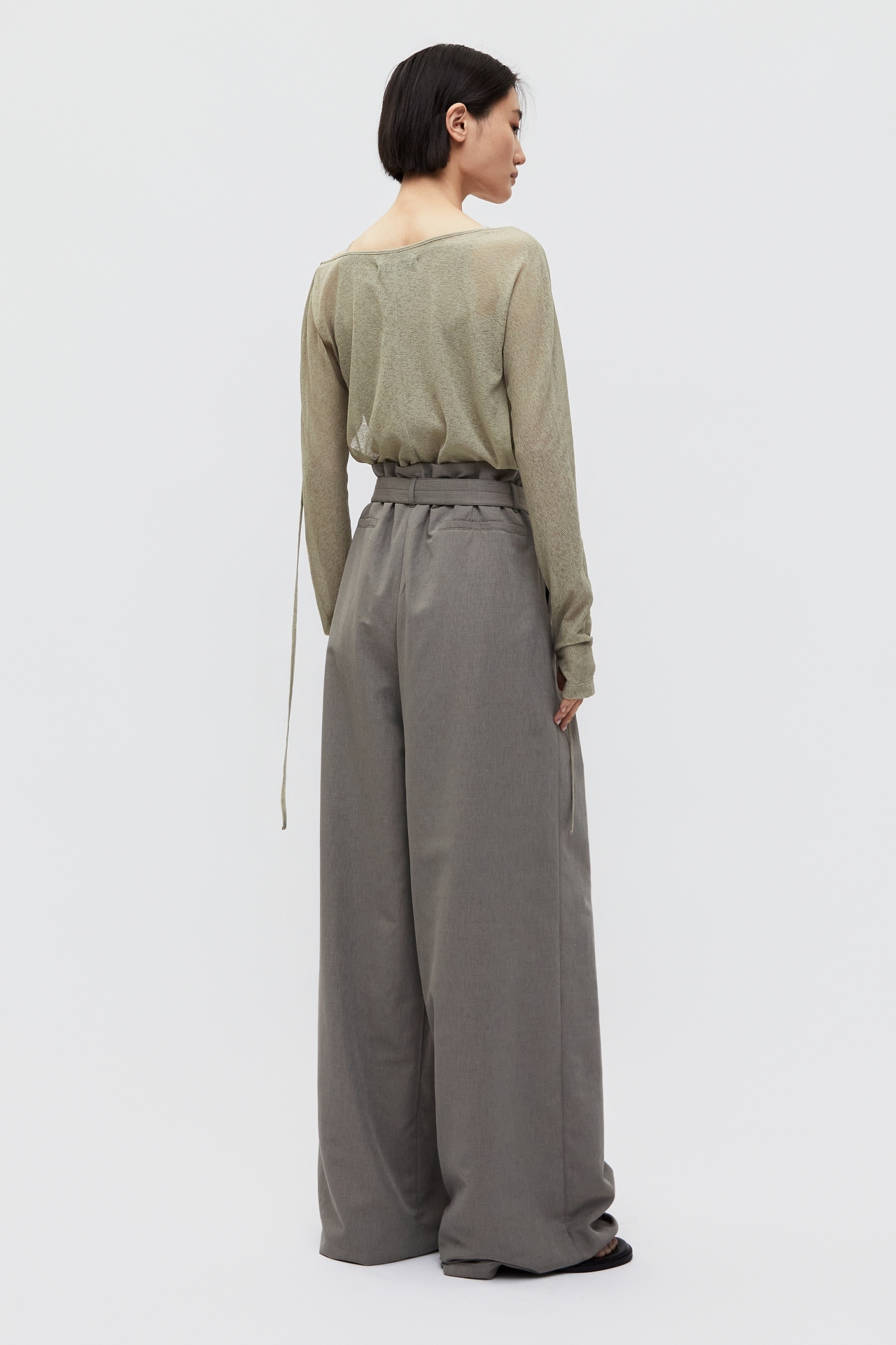 TUCK PANTS (S26PT5081KK)