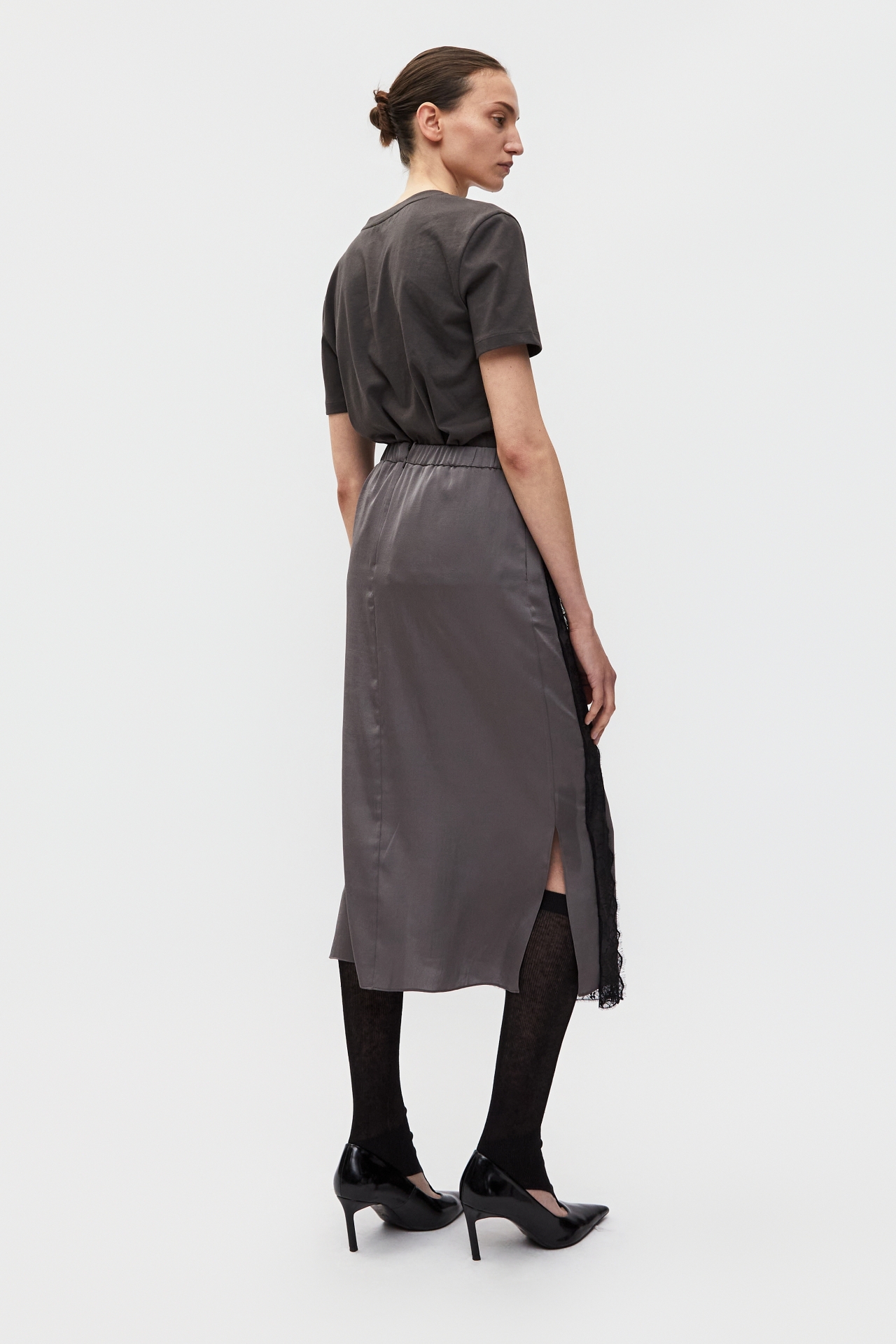LACE-TRIMMED SKIRT (S26SK6021KK)