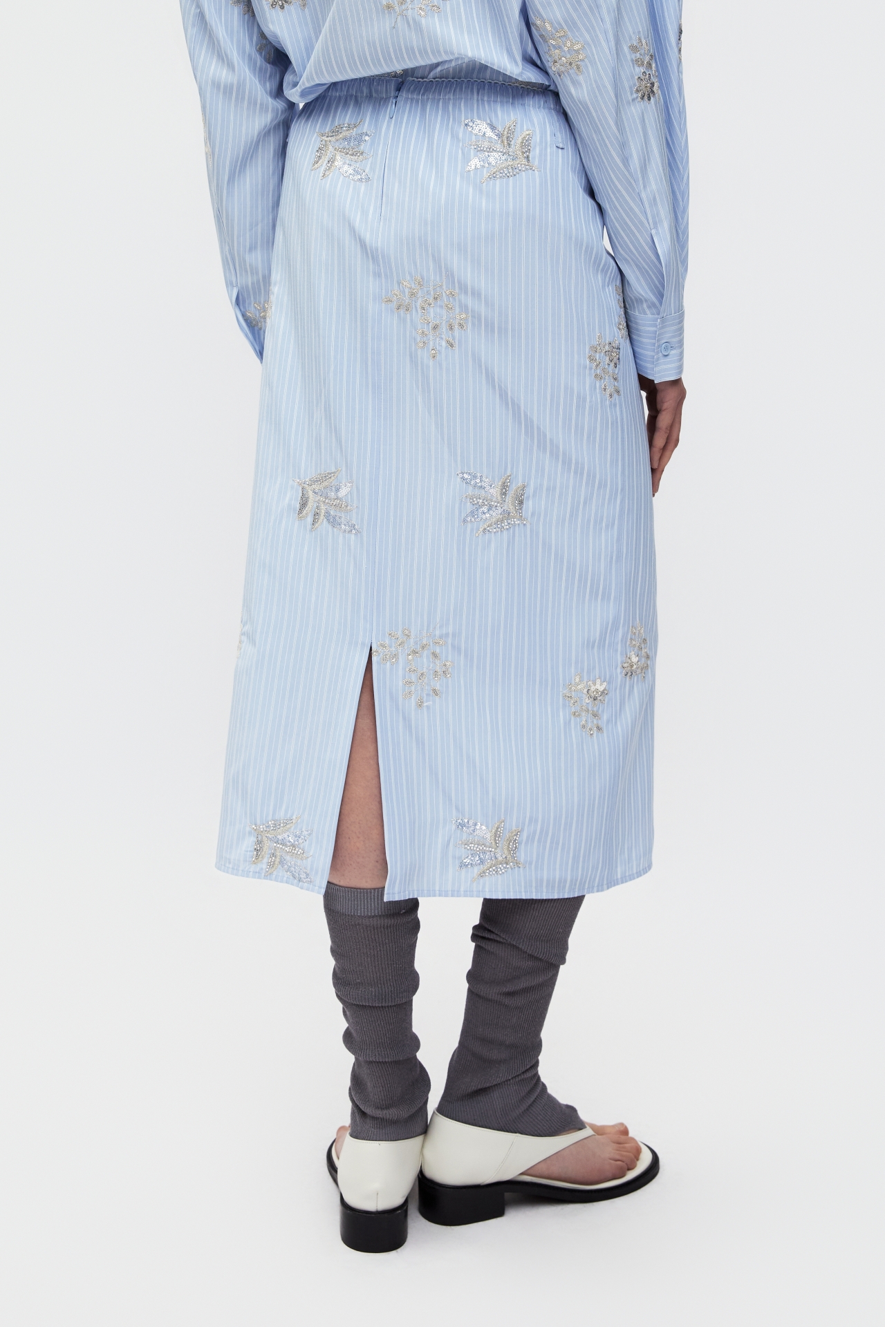 EMBROIDERED STRIPED SKIRT (S26SK6041BL)