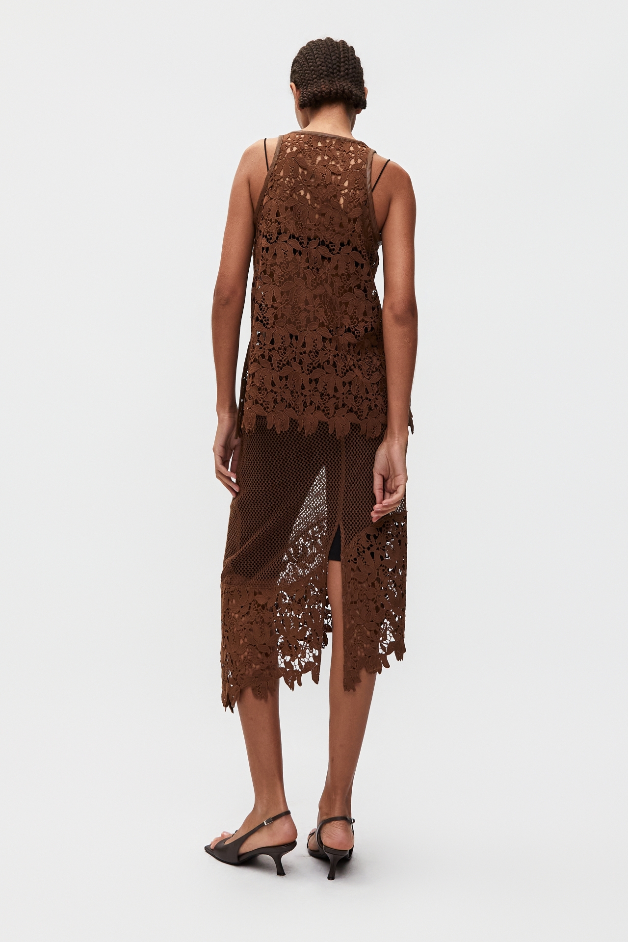LACE SLEEVELESS TOP (S26TO10032BR)